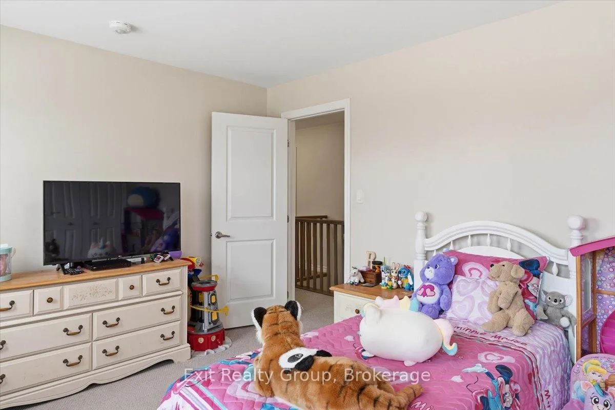 Photo 23 of 55 Stonecrest Boulevard, Quinte West, Sidney Ward — HOMEH