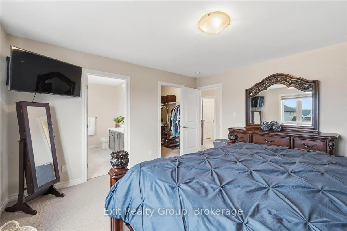 Photo 28 of 55 Stonecrest Boulevard, Quinte West, Sidney Ward — HOMEH