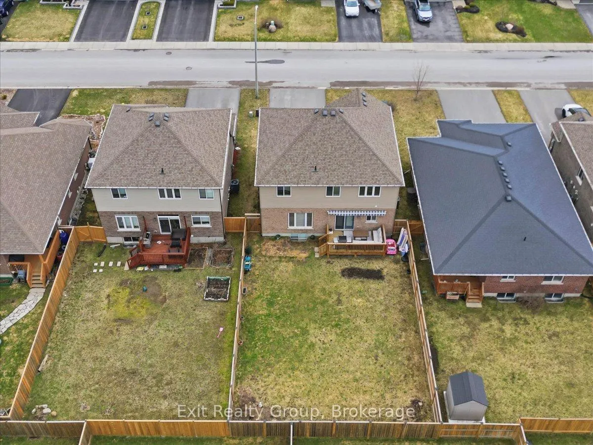 Photo 42 of 55 Stonecrest Boulevard, Quinte West, Sidney Ward — HOMEH