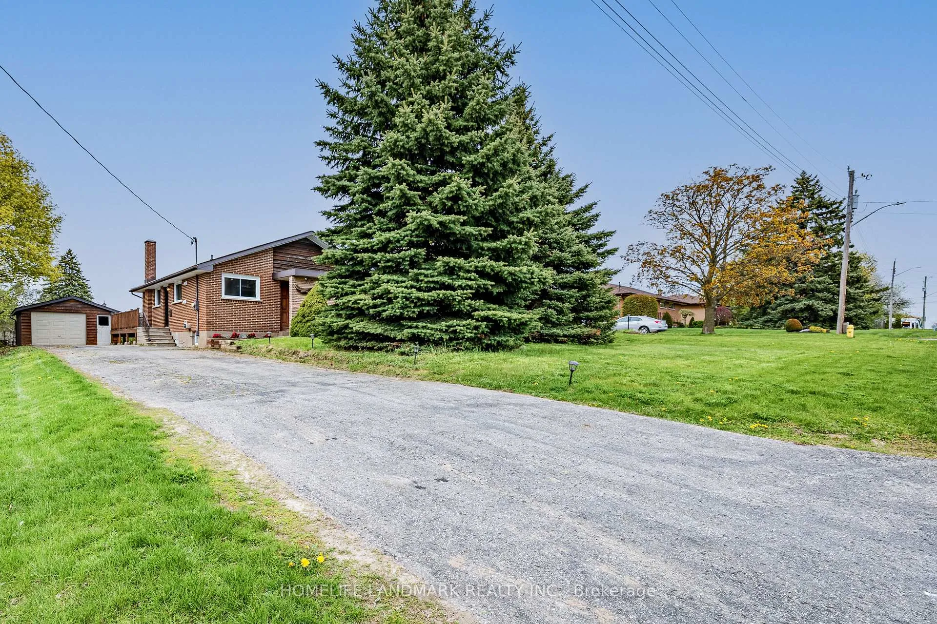 Photo 2 of 500 Larry Avenue, Oshawa, Samac — HOMEH