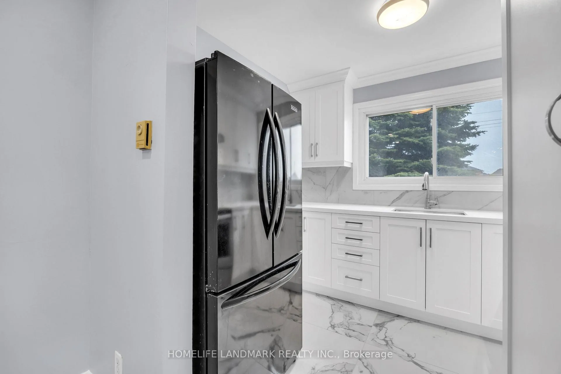 Photo 9 of 500 Larry Avenue, Oshawa, Samac — HOMEH