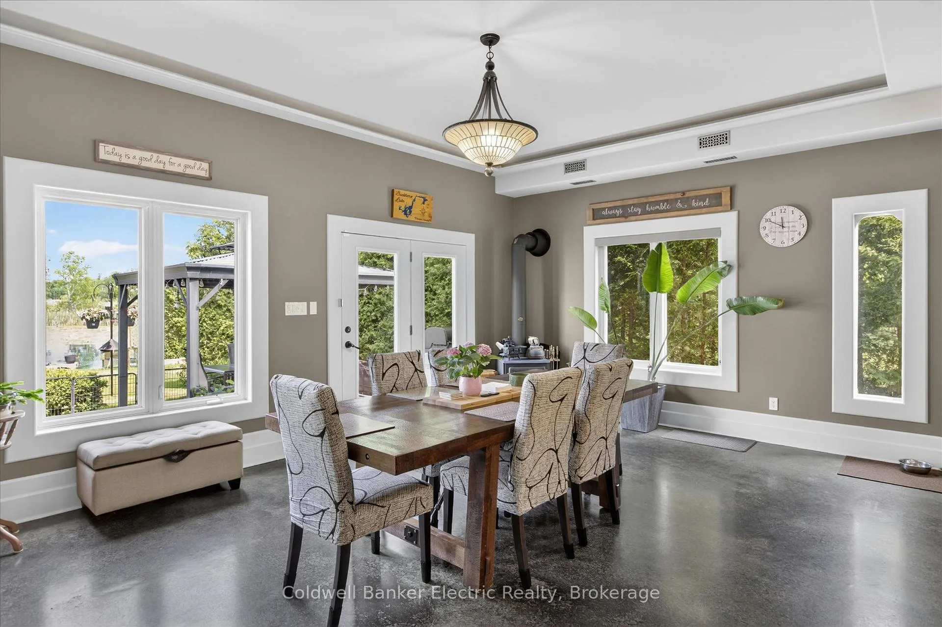Photo 15 of 1221 Youngs Cove Road, Selwyn — HOMEH