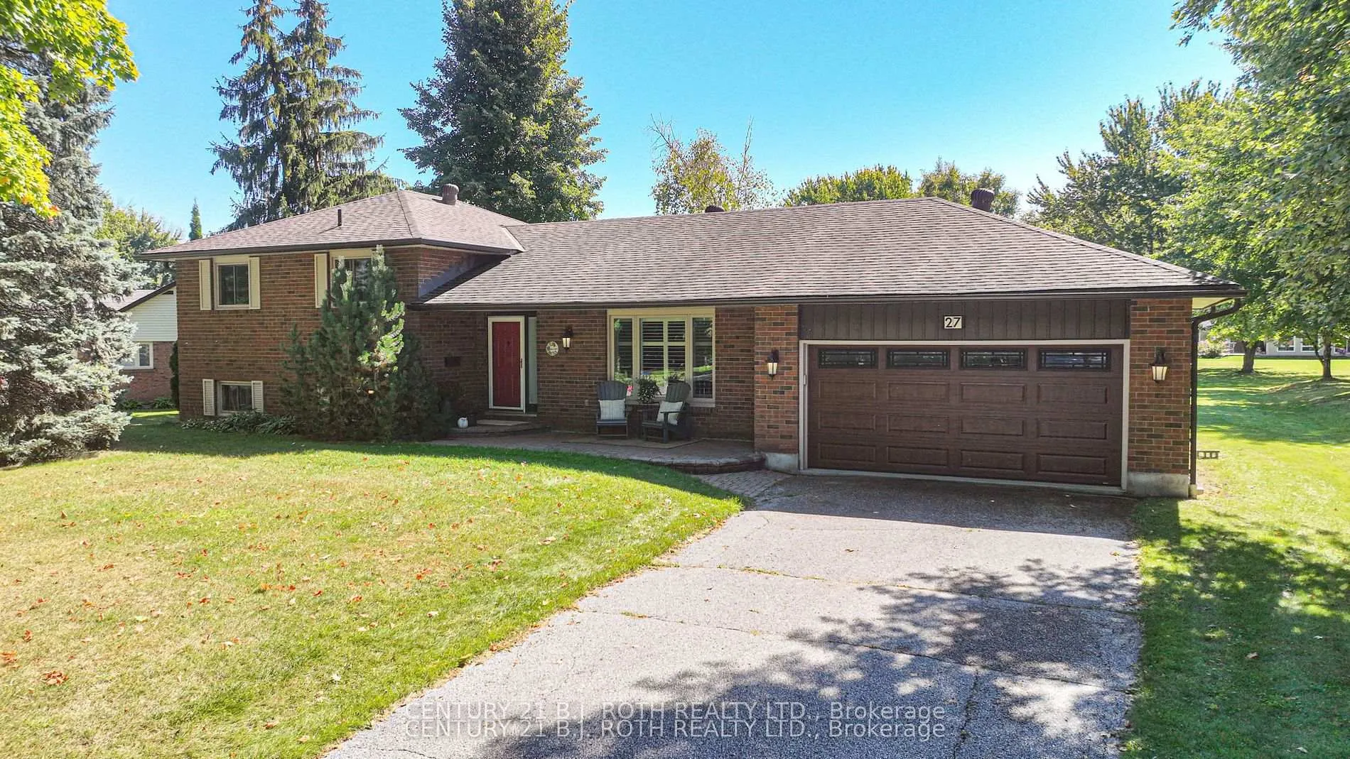 Photo 2 of 27 Thicketwood Place, Ramara, Brechin — HOMEH
