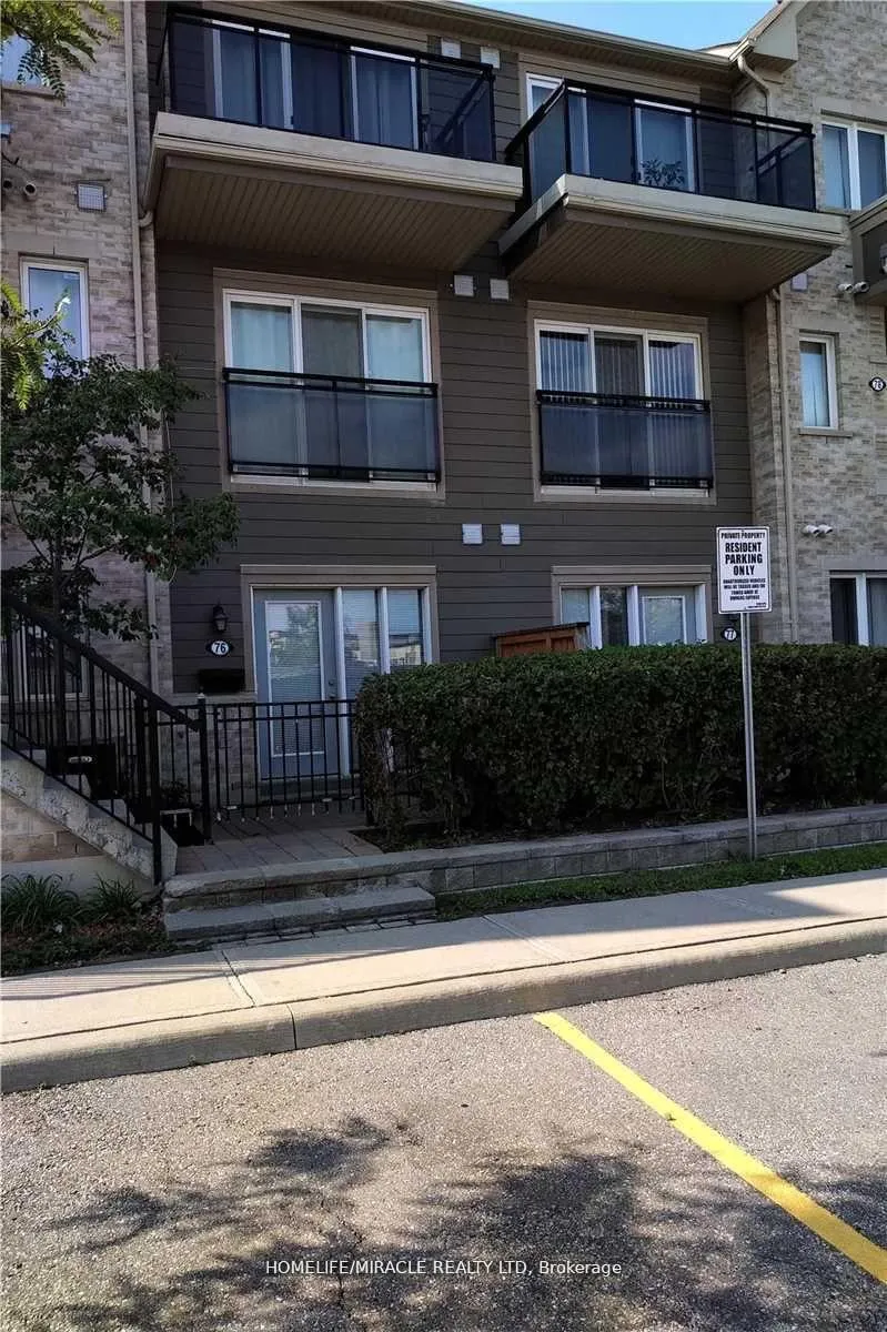 Photo 1 of Unit 76, 60 Fairwood Circle, Brampton, Sandringham-Wellington — HOMEH
