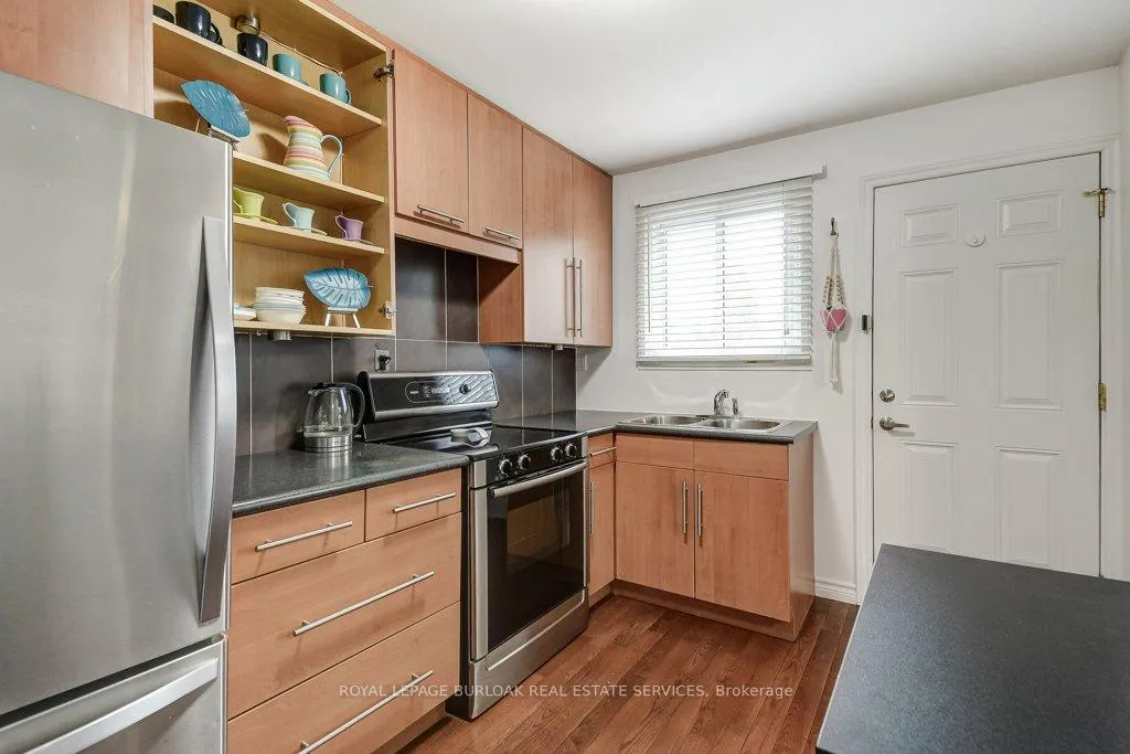 Photo 13 of Unit 18, 1350 Limeridge Road E, Hamilton, Trenholme — HOMEH