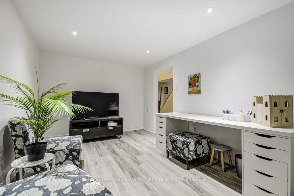 Photo 29 of Unit 18, 1350 Limeridge Road E, Hamilton, Trenholme — HOMEH