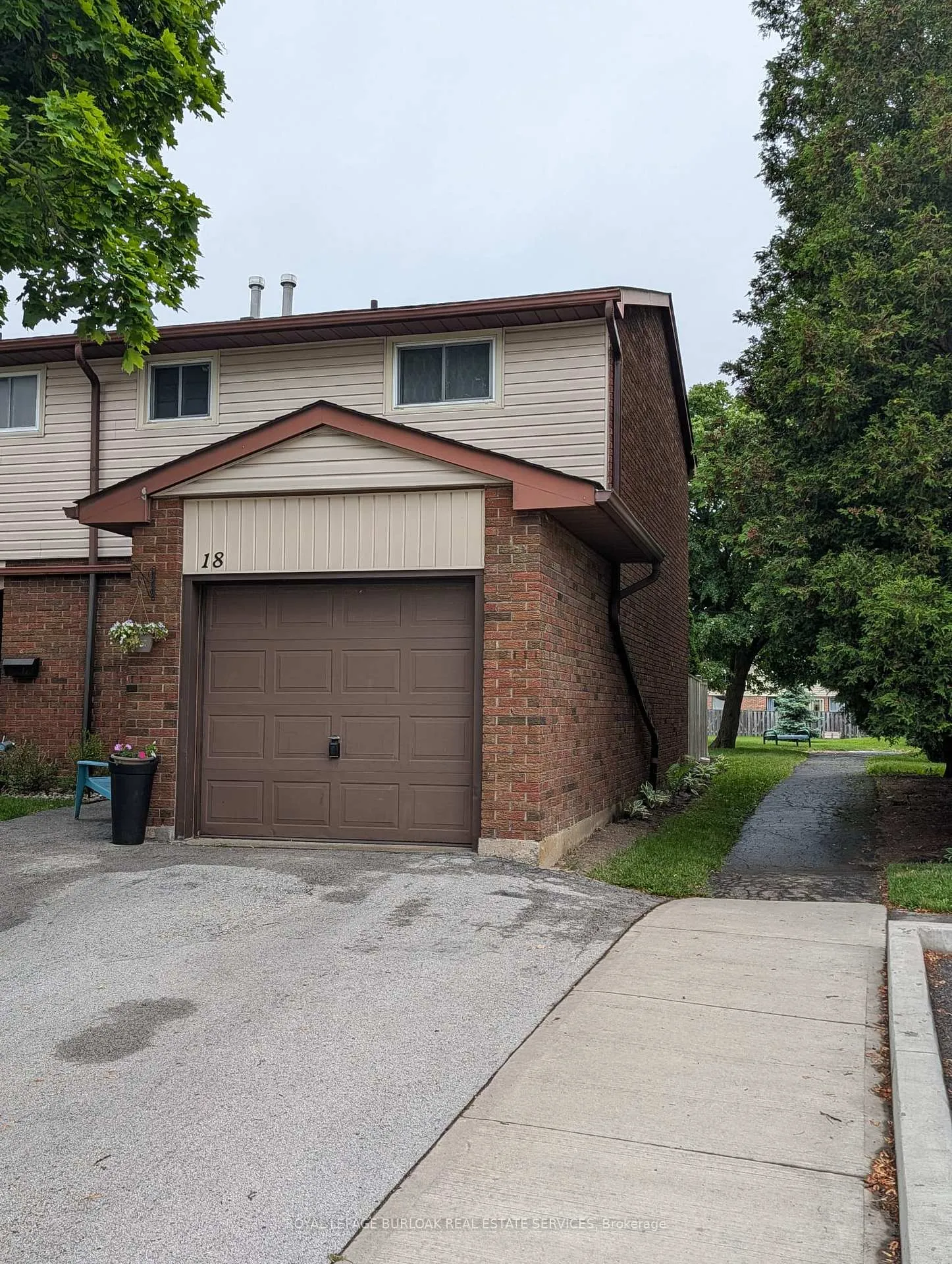 Photo 31 of Unit 18, 1350 Limeridge Road E, Hamilton, Trenholme — HOMEH