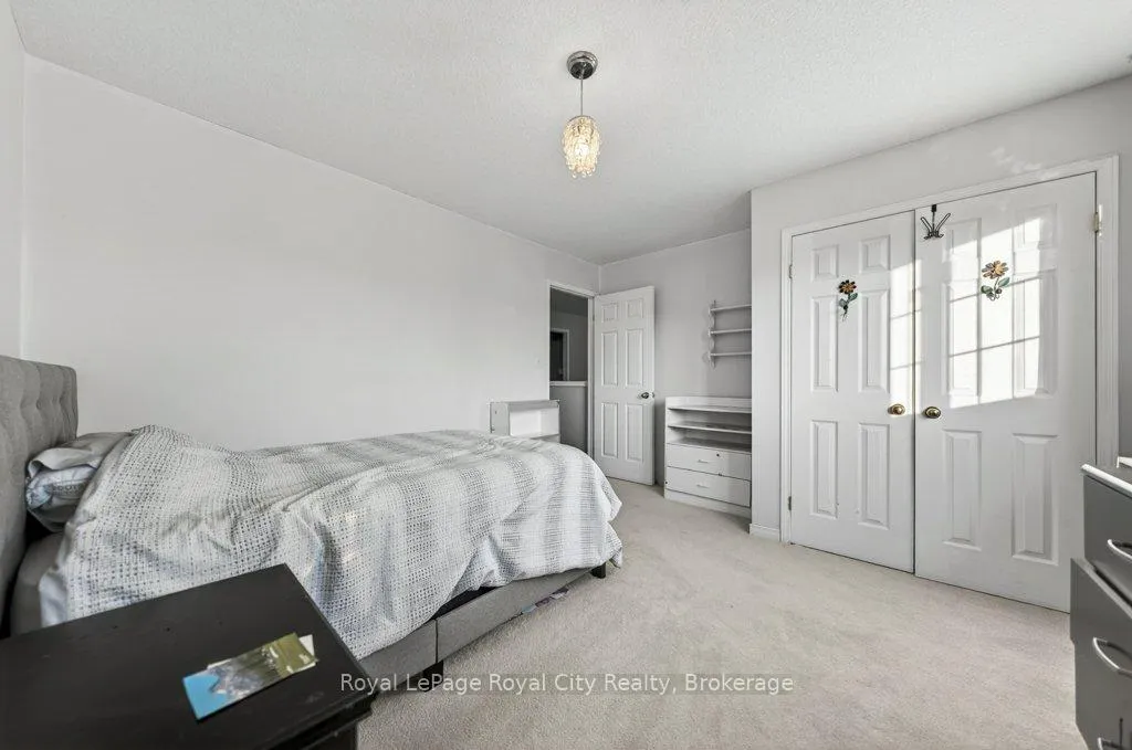 Photo 31 of 43 Brenneman Drive, Wilmot, Baden — HOMEH