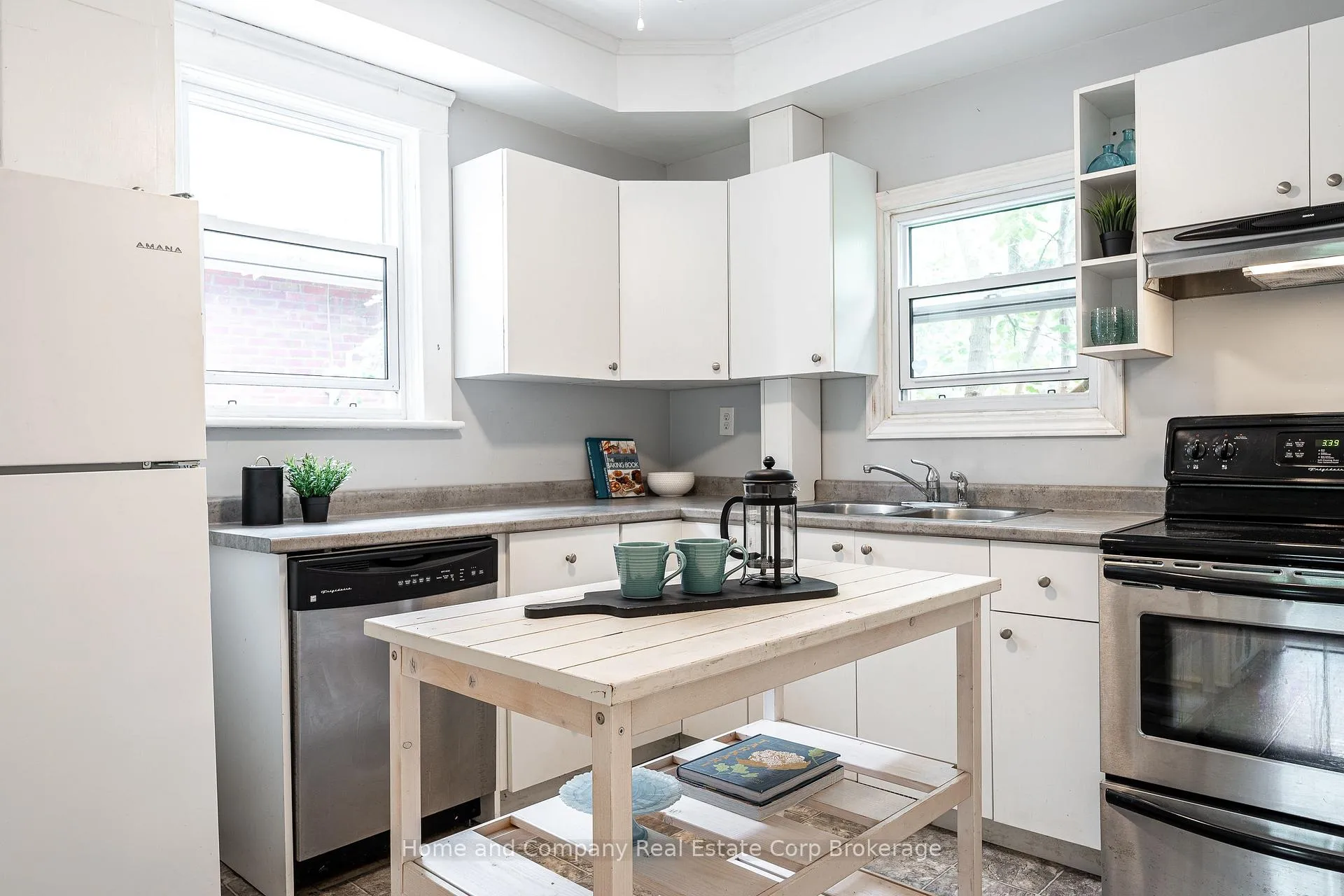 Photo 13 of 31 Milton Street, Stratford — HOMEH