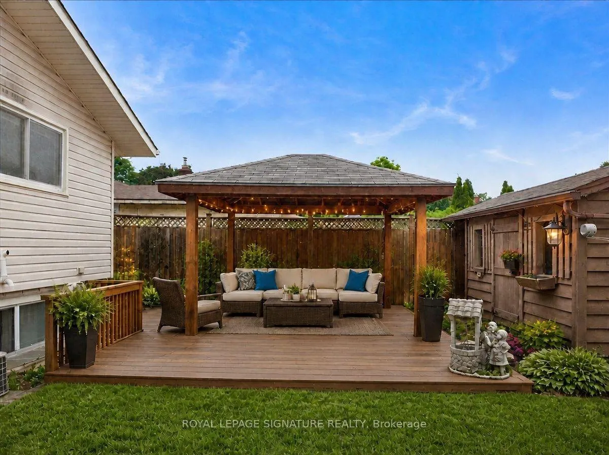 Photo 25 of 421 Franklin Street N, Kitchener, Stanley Park/Centreville — HOMEH