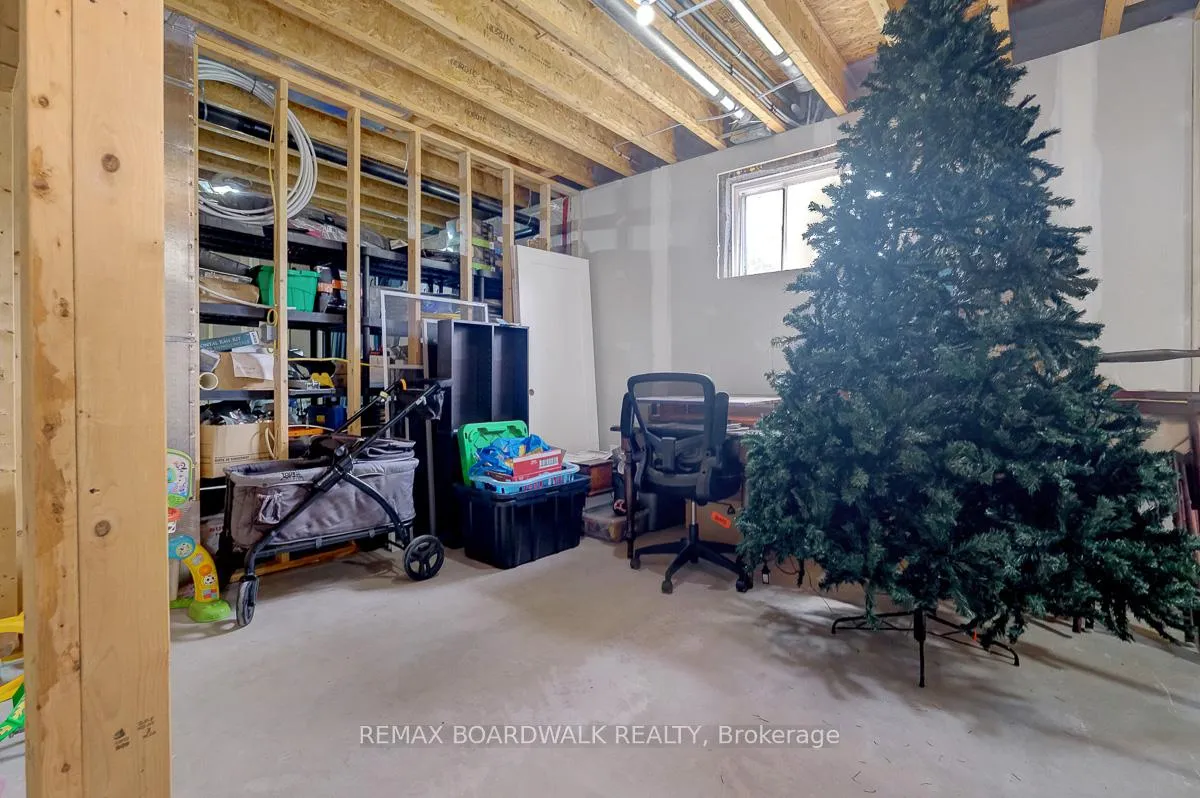 Photo 41 of 1805 Hyndman Road, Edwardsburgh/Cardinal, Edwardsburgh/Cardinal Twp — HOMEH