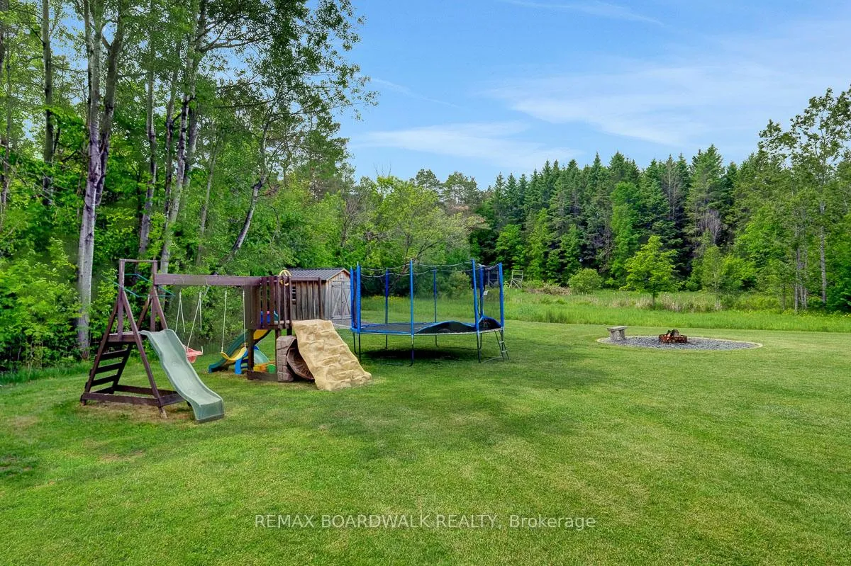 Photo 45 of 1805 Hyndman Road, Edwardsburgh/Cardinal, Edwardsburgh/Cardinal Twp — HOMEH