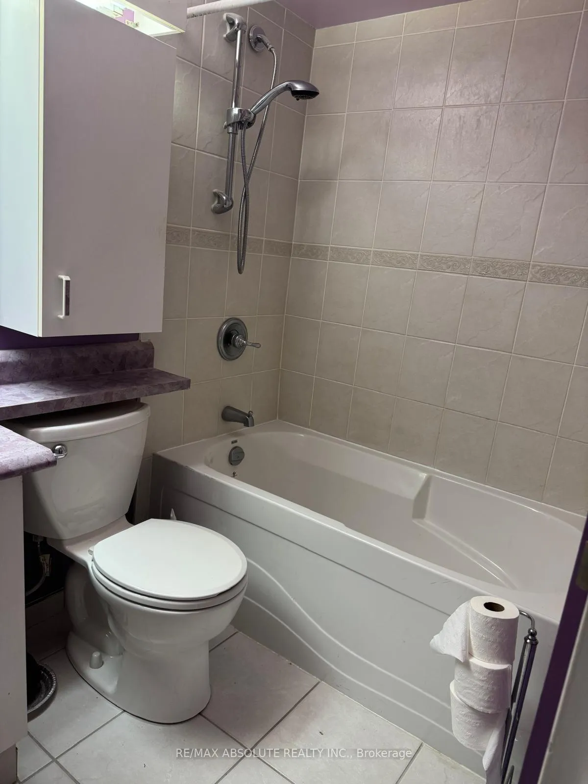 Photo 12 of Unit 1607, 158A McArthur Avenue, Ottawa, Vanier — HOMEH