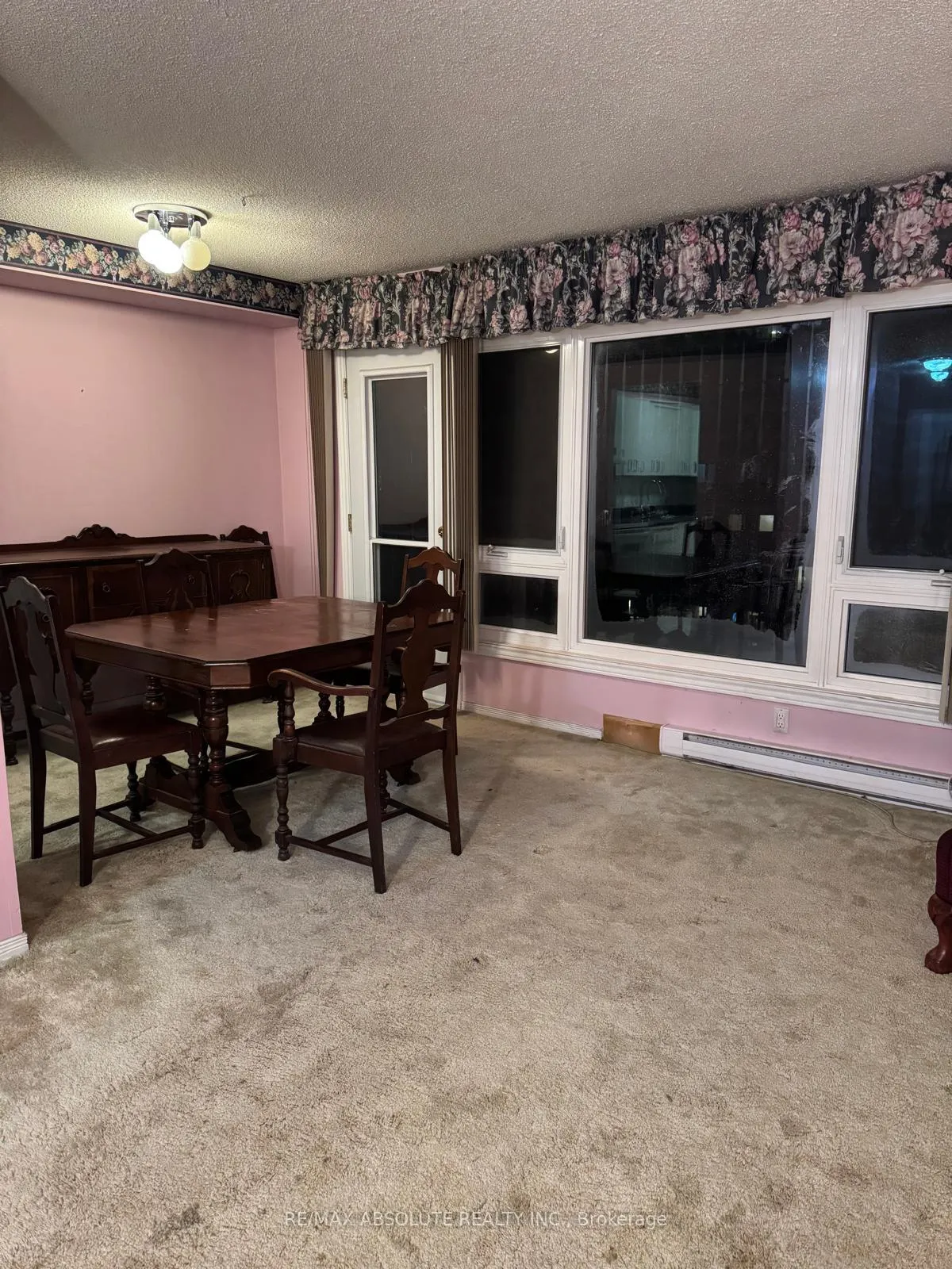 Photo 14 of Unit 1607, 158A McArthur Avenue, Ottawa, Vanier — HOMEH