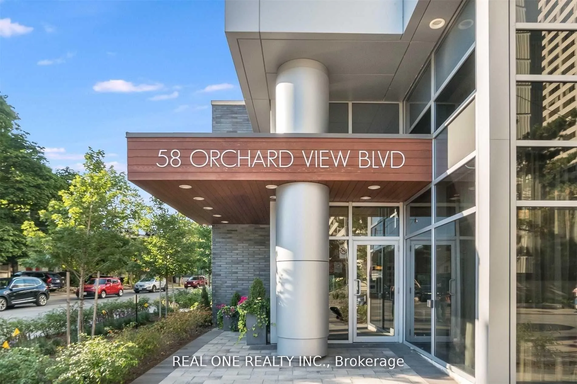 Photo 2 of Unit 1011, 58 Orchard View Boulevard, Toronto, Yonge-Eglinton — HOMEH
