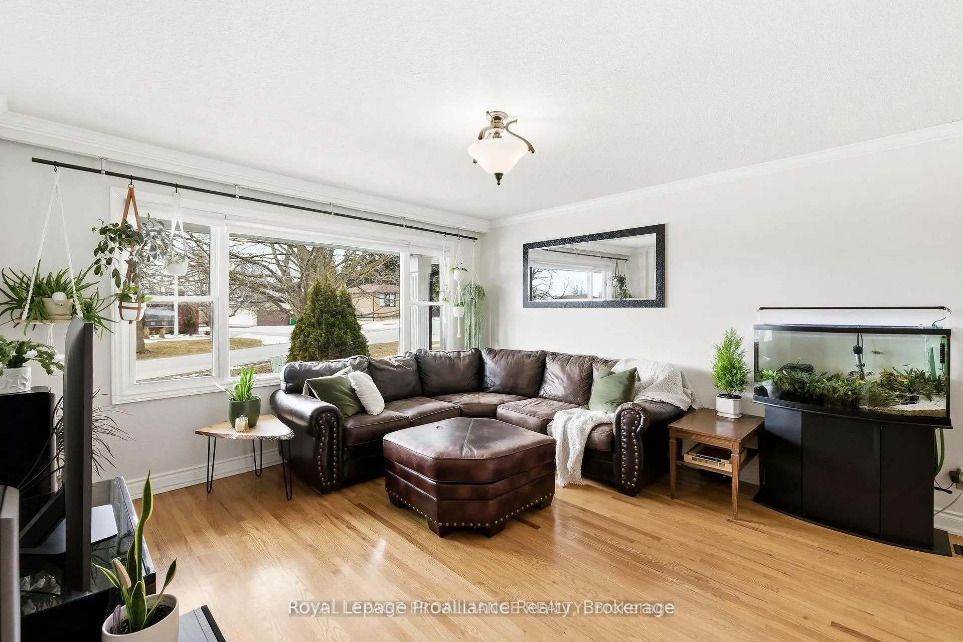 Photo 5 of 836 Stewart Drive, Peterborough, Ashburnham Ward 4 — HOMEH
