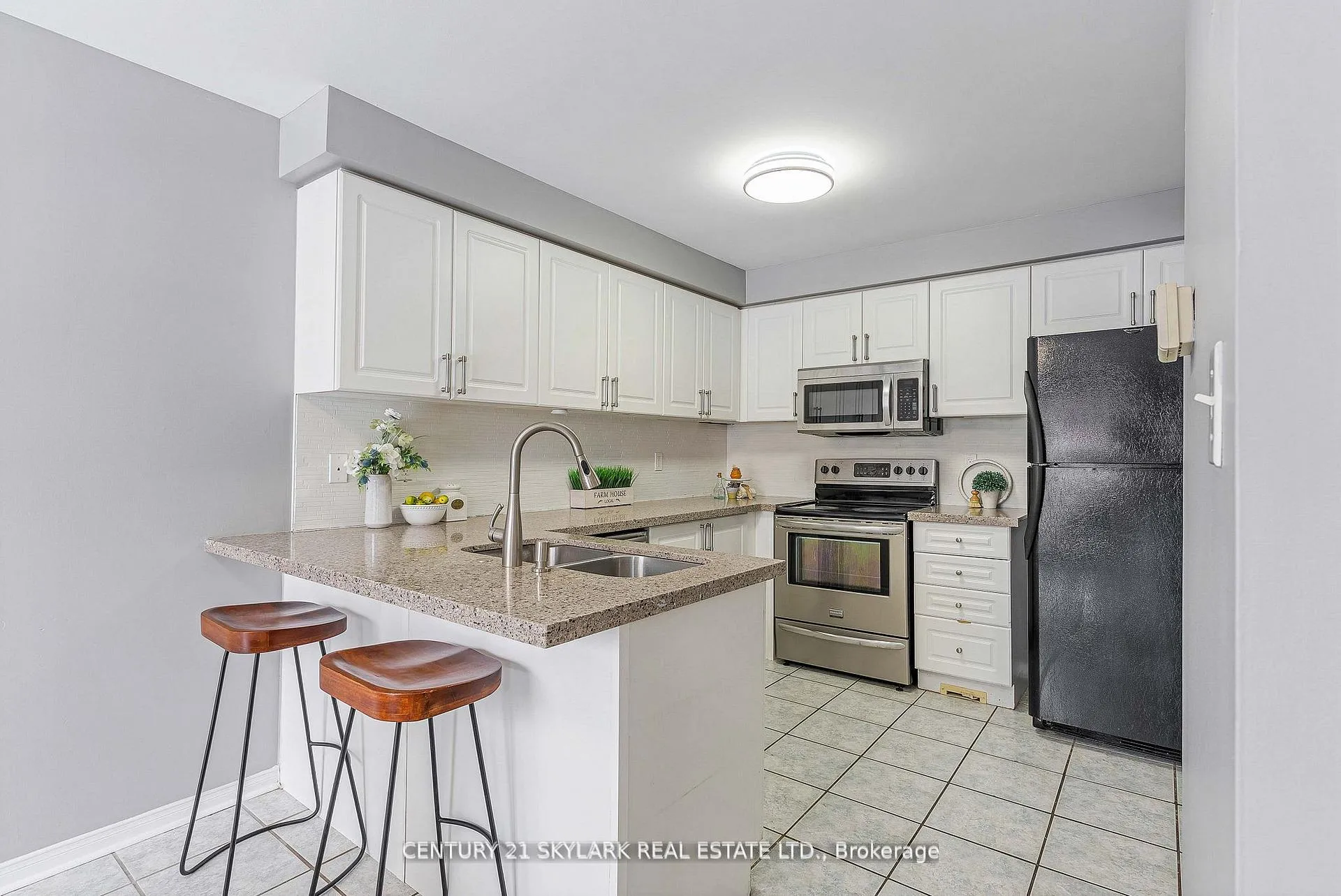 Photo 12 of 12 Carrington Place, Whitby, Williamsburg — HOMEH