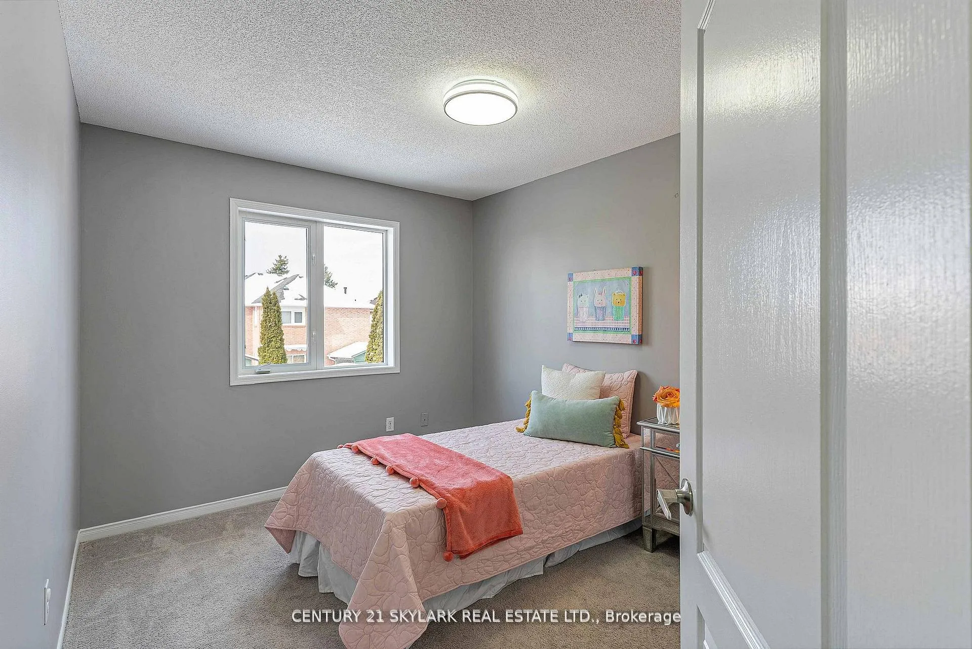 Photo 21 of 12 Carrington Place, Whitby, Williamsburg — HOMEH