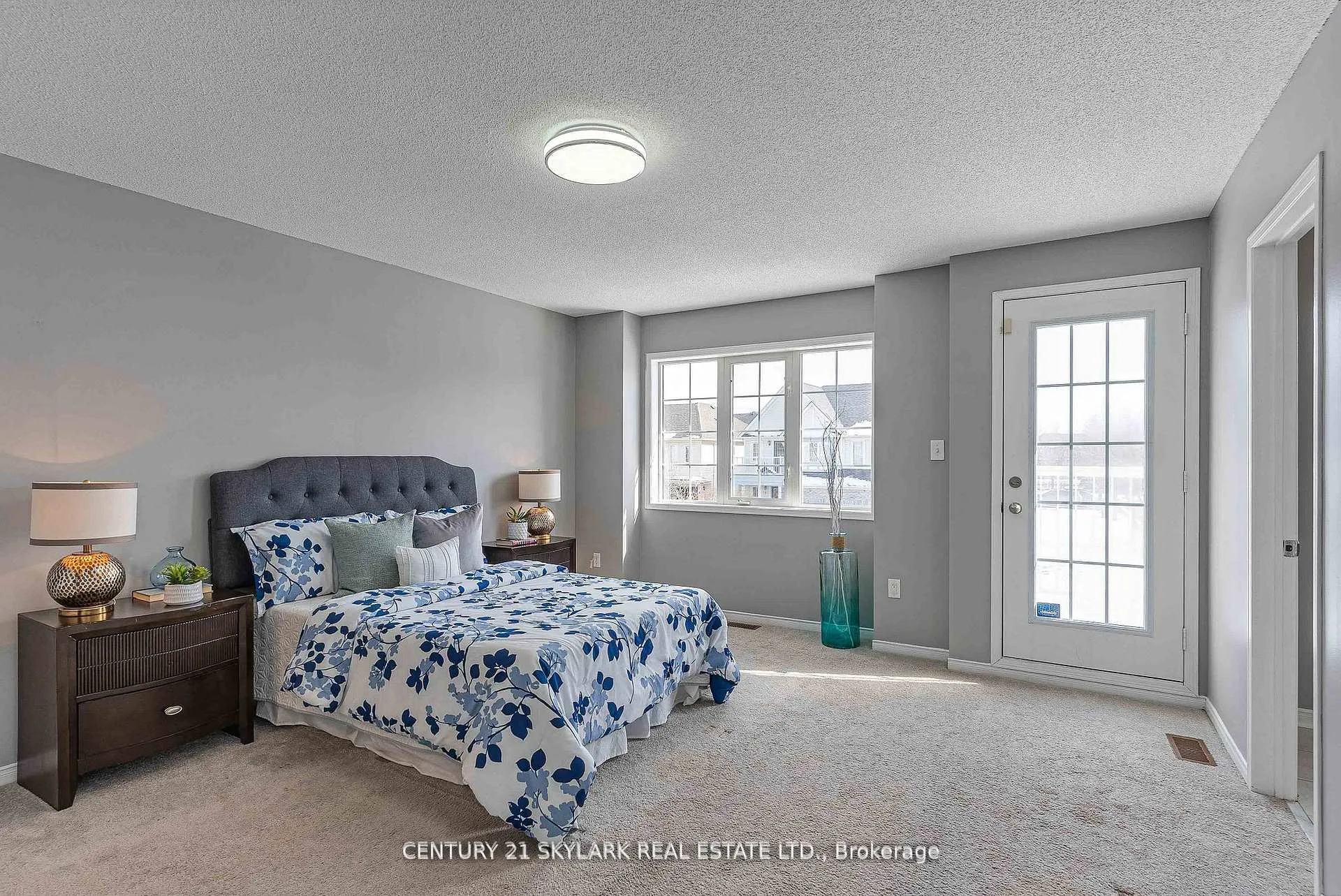 Photo 24 of 12 Carrington Place, Whitby, Williamsburg — HOMEH