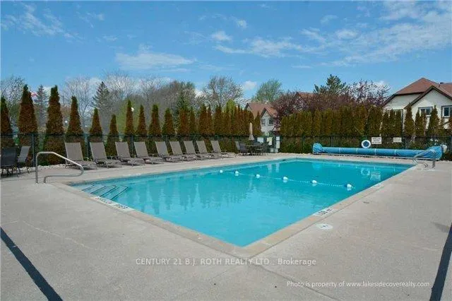 Photo 4 of Unit Unit #37, 11 Laguna Parkway, Ramara, Rural Ramara — HOMEH