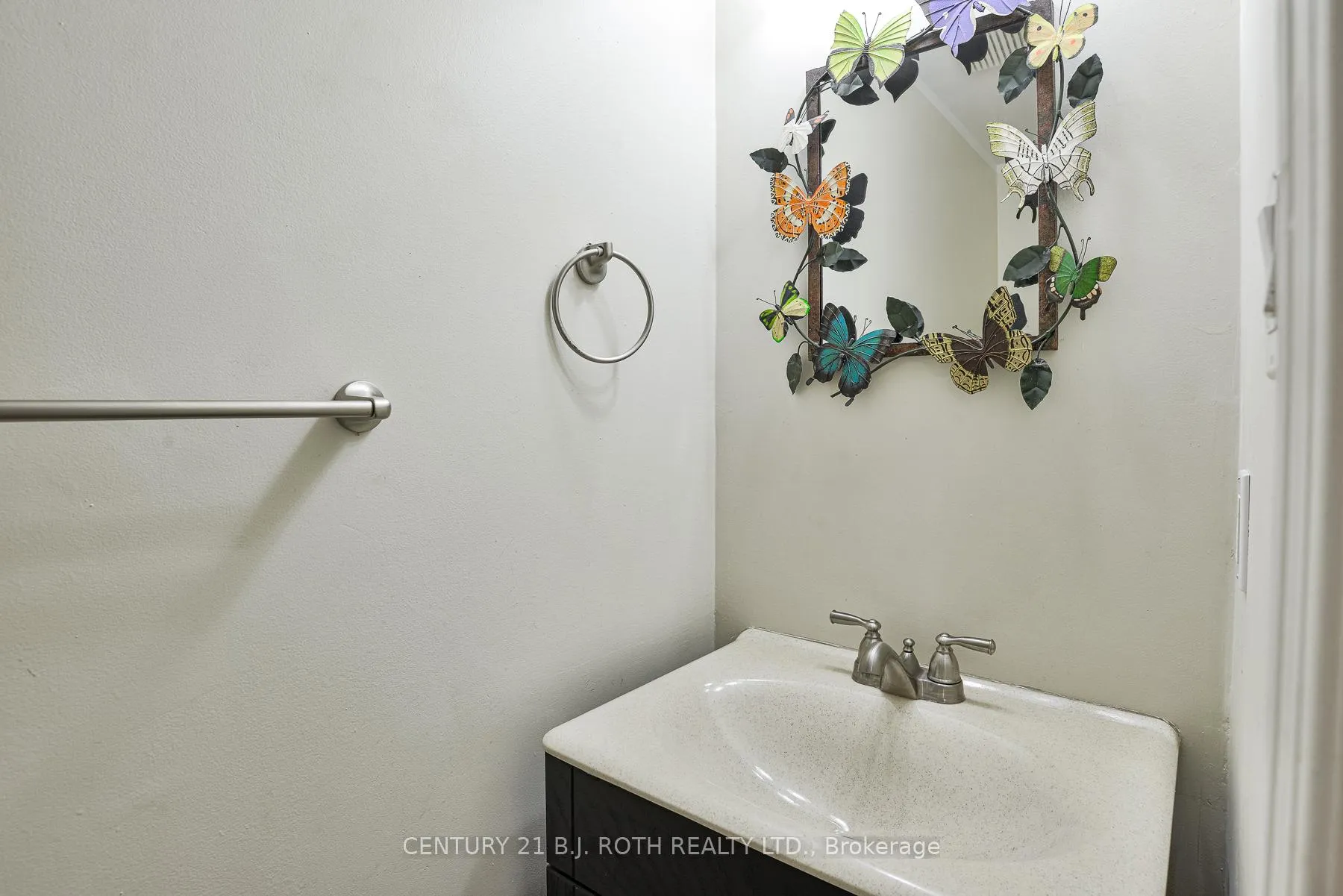 Photo 16 of Unit Unit #37, 11 Laguna Parkway, Ramara, Rural Ramara — HOMEH