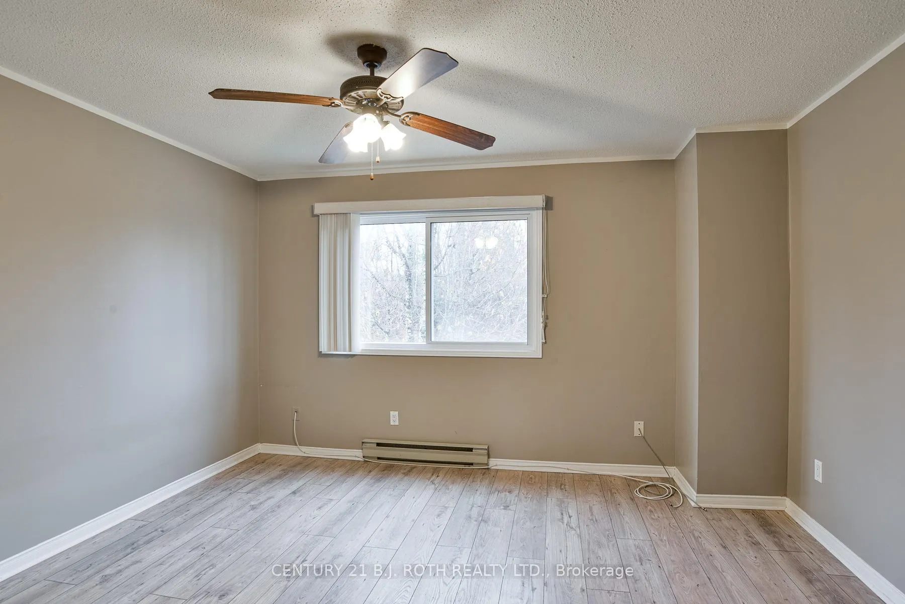 Photo 18 of Unit Unit #37, 11 Laguna Parkway, Ramara, Rural Ramara — HOMEH
