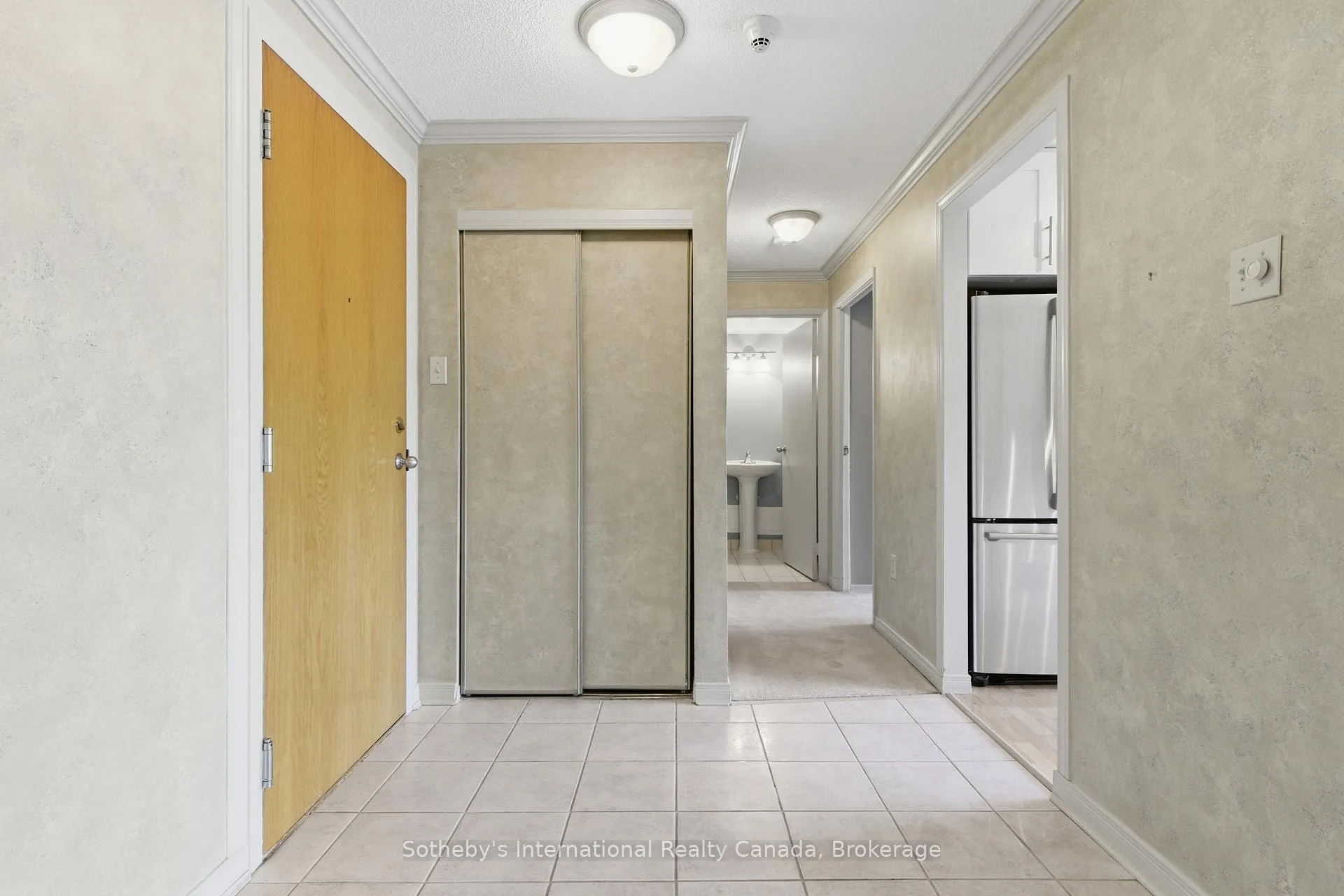 Photo 9 of Unit 102, 30 Blue Springs Drive, Waterloo, Colonial Acres — HOMEH