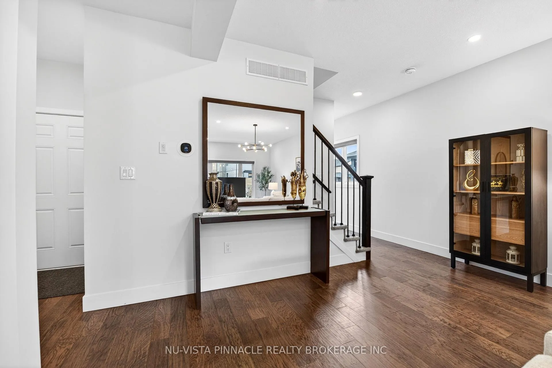 Photo 22 of 1541 Applerock Avenue, London, North S — HOMEH