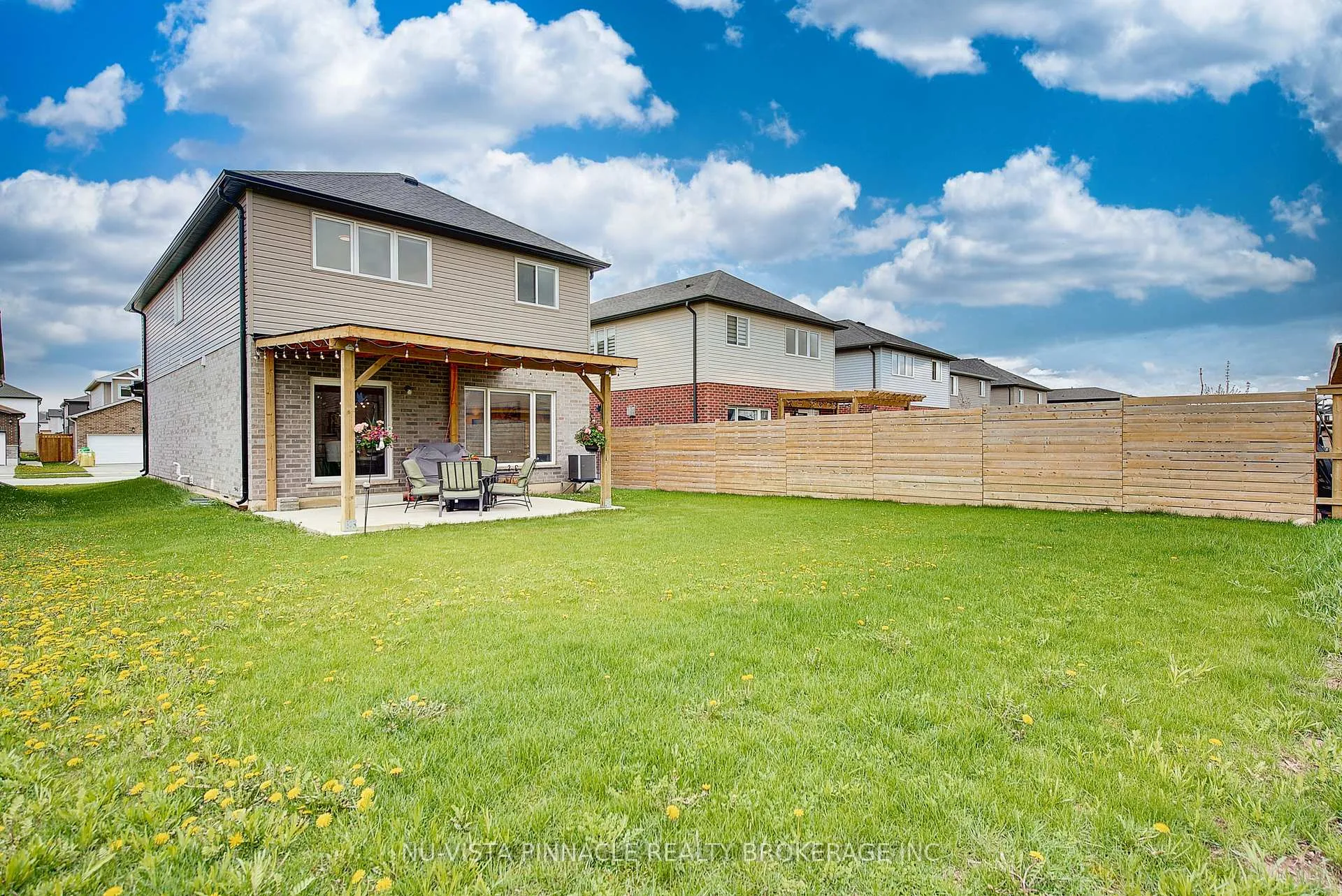 Photo 42 of 1541 Applerock Avenue, London, North S — HOMEH