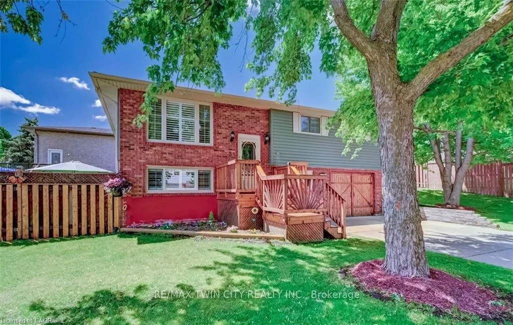 Photo 3 of 3 Parkland Crescent, Kitchener, Forest Heights — HOMEH