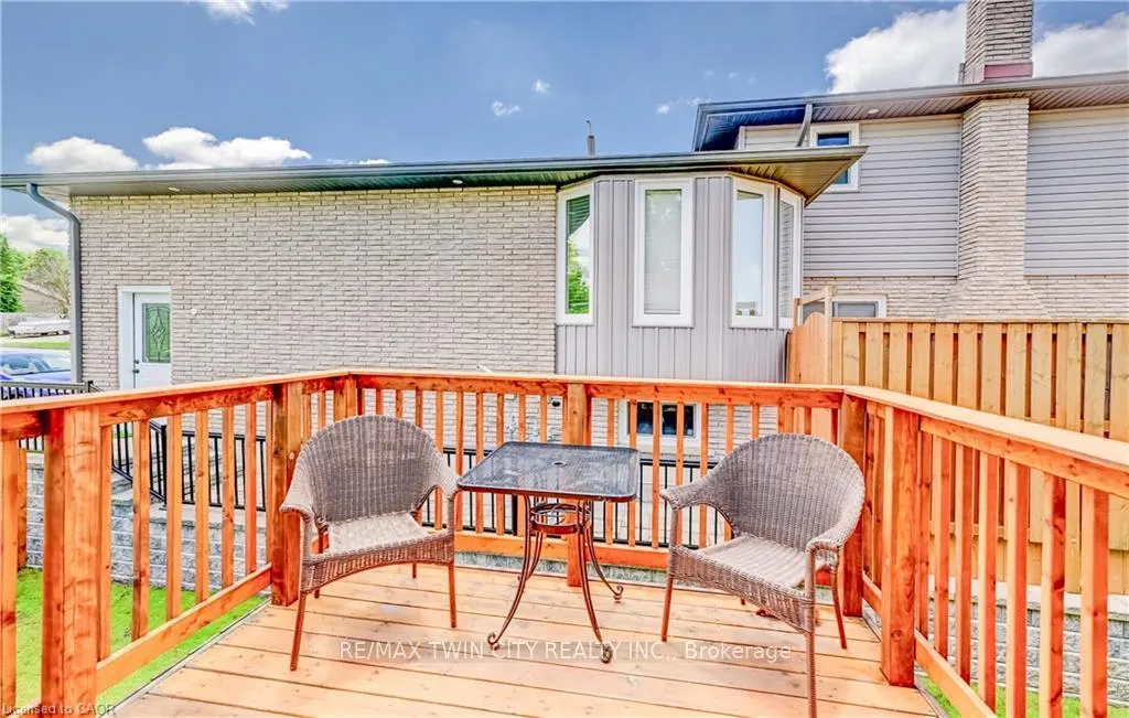 Photo 27 of 3 Parkland Crescent, Kitchener, Forest Heights — HOMEH