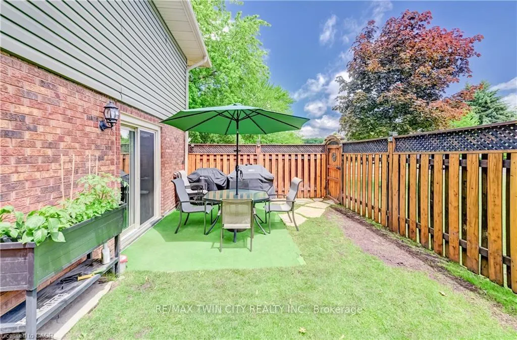 Photo 30 of 3 Parkland Crescent, Kitchener, Forest Heights — HOMEH