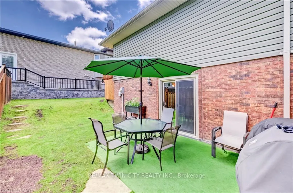 Photo 31 of 3 Parkland Crescent, Kitchener, Forest Heights — HOMEH