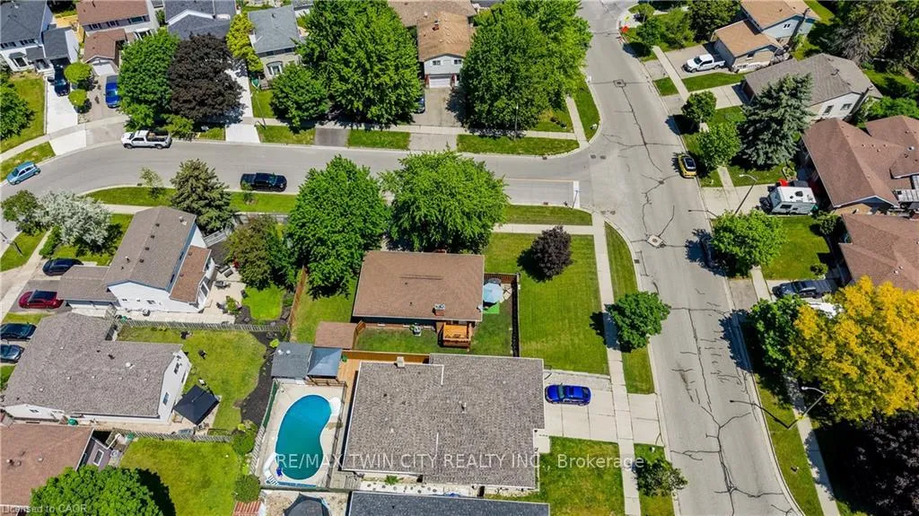 Photo 40 of 3 Parkland Crescent, Kitchener, Forest Heights — HOMEH