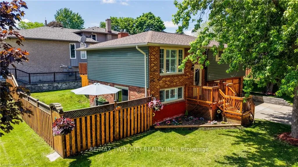 Photo 43 of 3 Parkland Crescent, Kitchener, Forest Heights — HOMEH