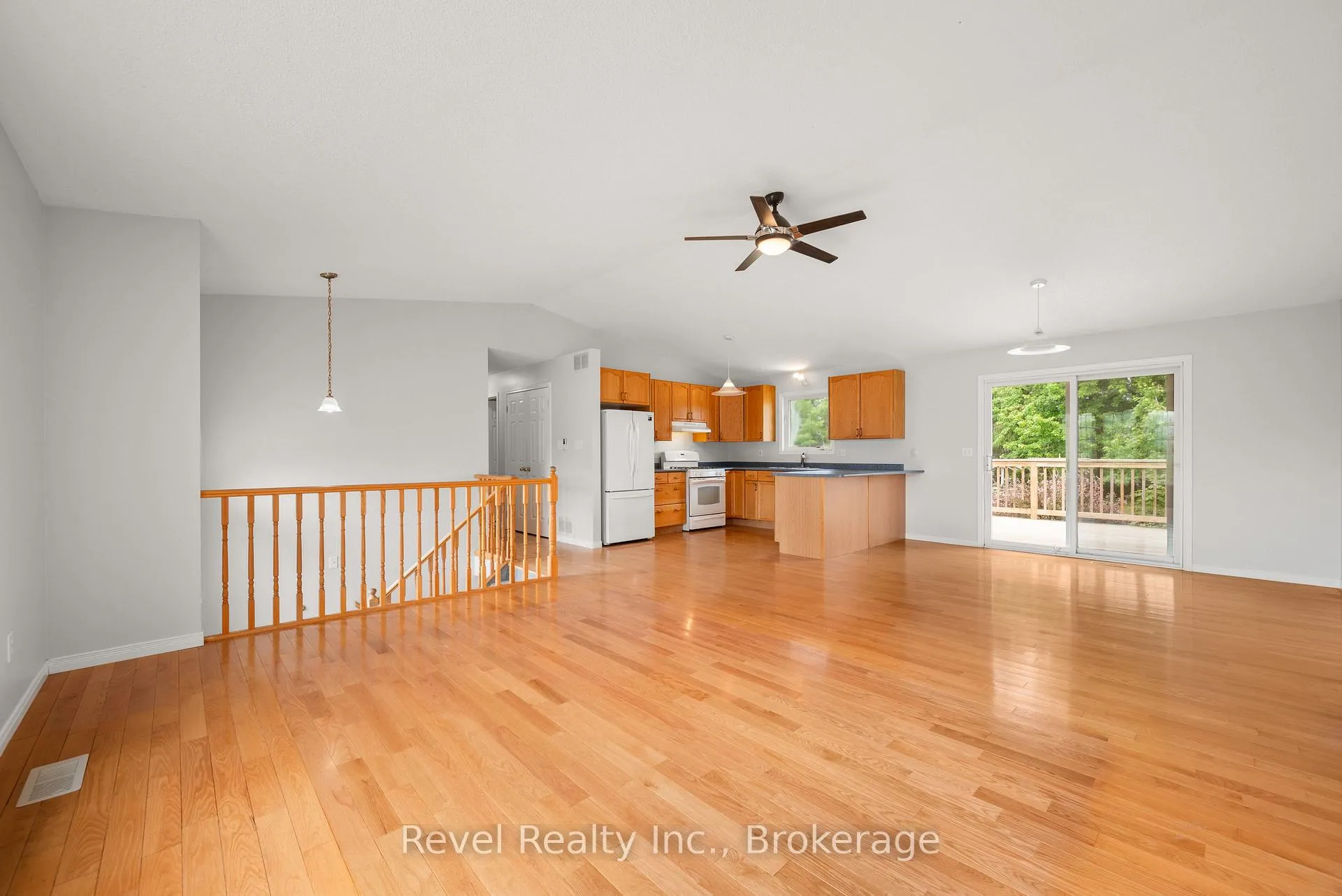 Photo 12 of 137 O'Reilly Lane, Kawartha Lakes, Little Britain — HOMEH