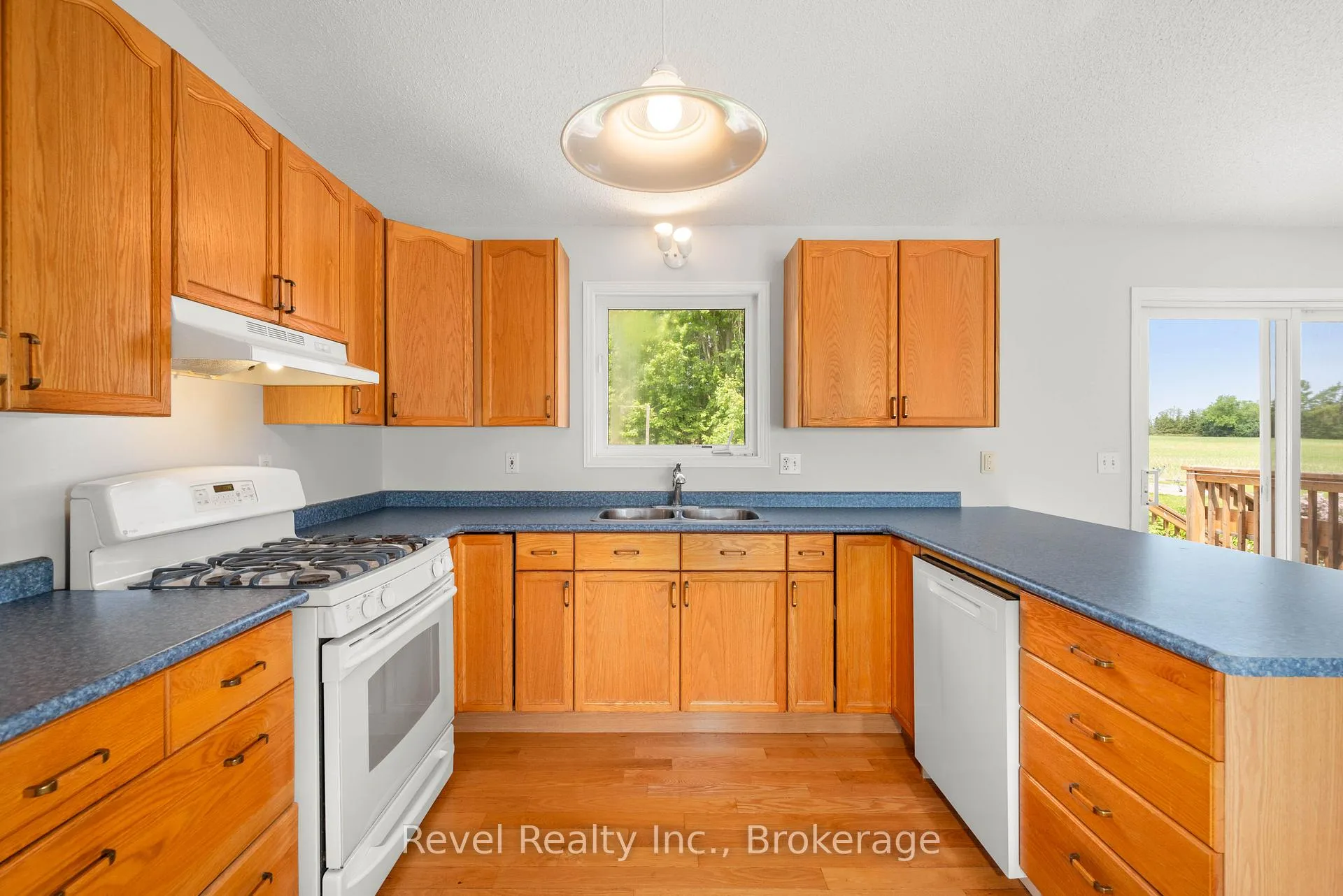 Photo 20 of 137 O'Reilly Lane, Kawartha Lakes, Little Britain — HOMEH