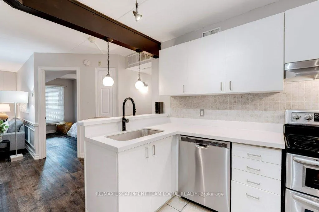 Photo 16 of Unit 206, 2040 Cleaver Avenue, Burlington, Headon — HOMEH