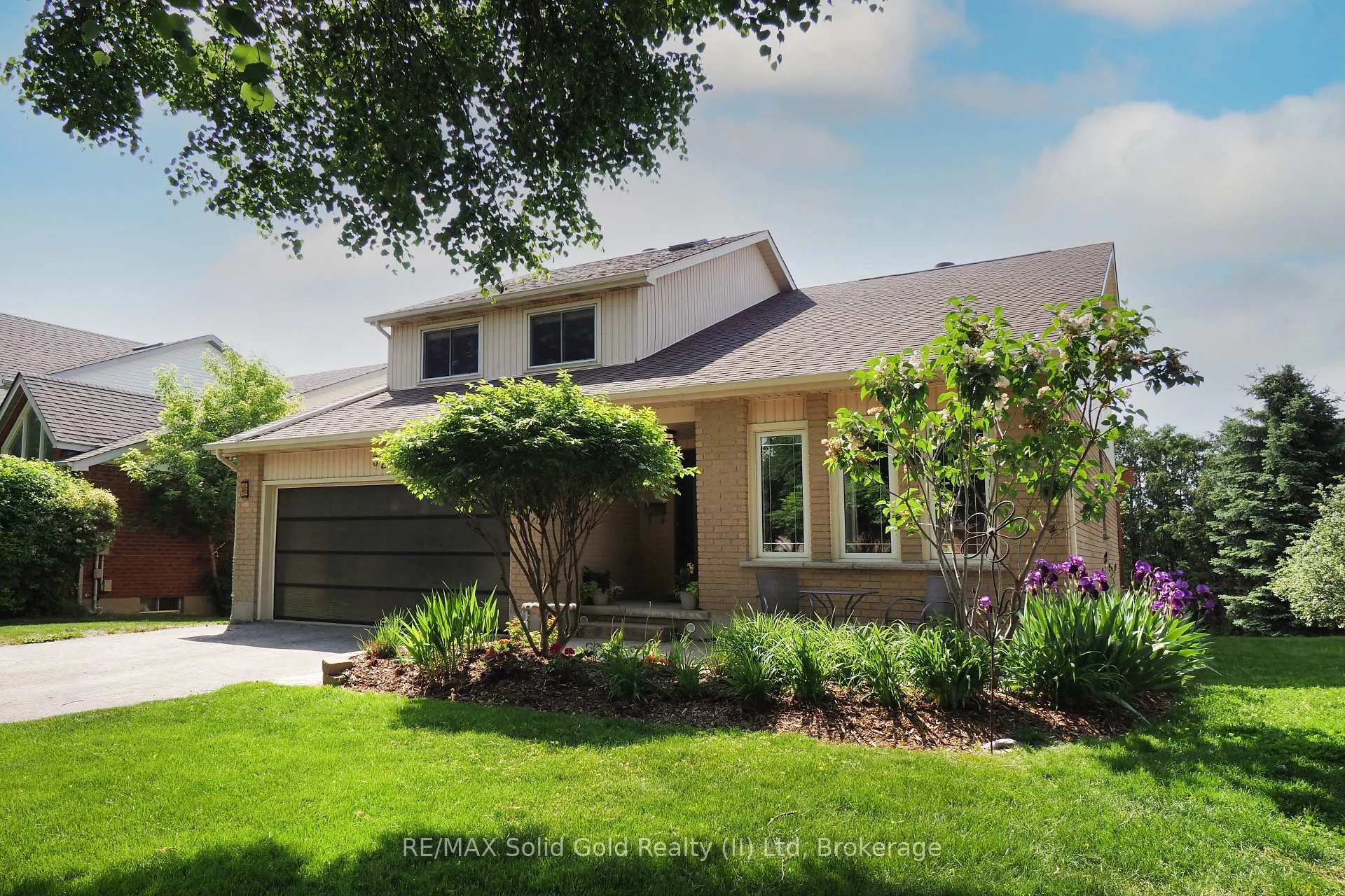 Front of 32 Notchwood Court