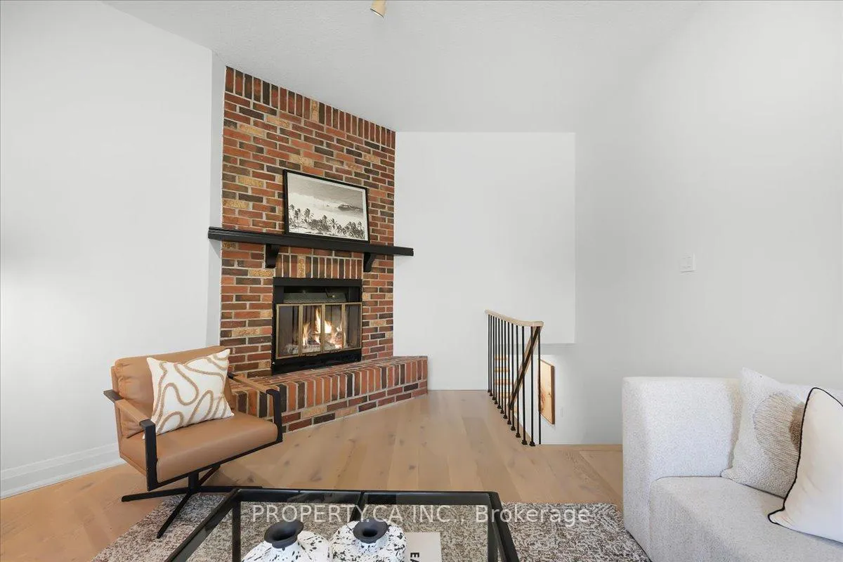 Photo 14 of 72 Roxborough Lane, Vaughan, Uplands — HOMEH