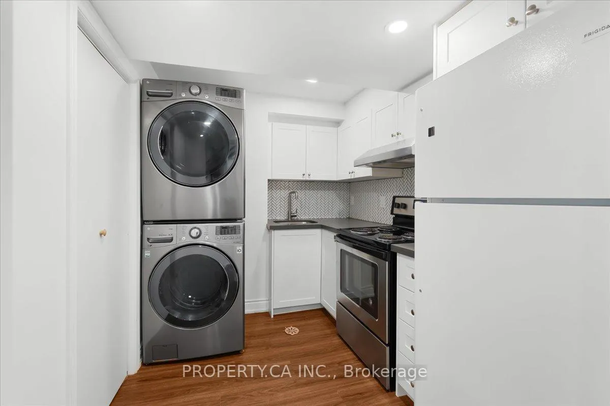 Photo 26 of 72 Roxborough Lane, Vaughan, Uplands — HOMEH