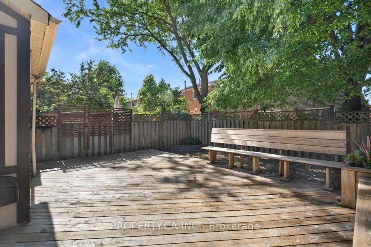 Photo 27 of 72 Roxborough Lane, Vaughan, Uplands — HOMEH