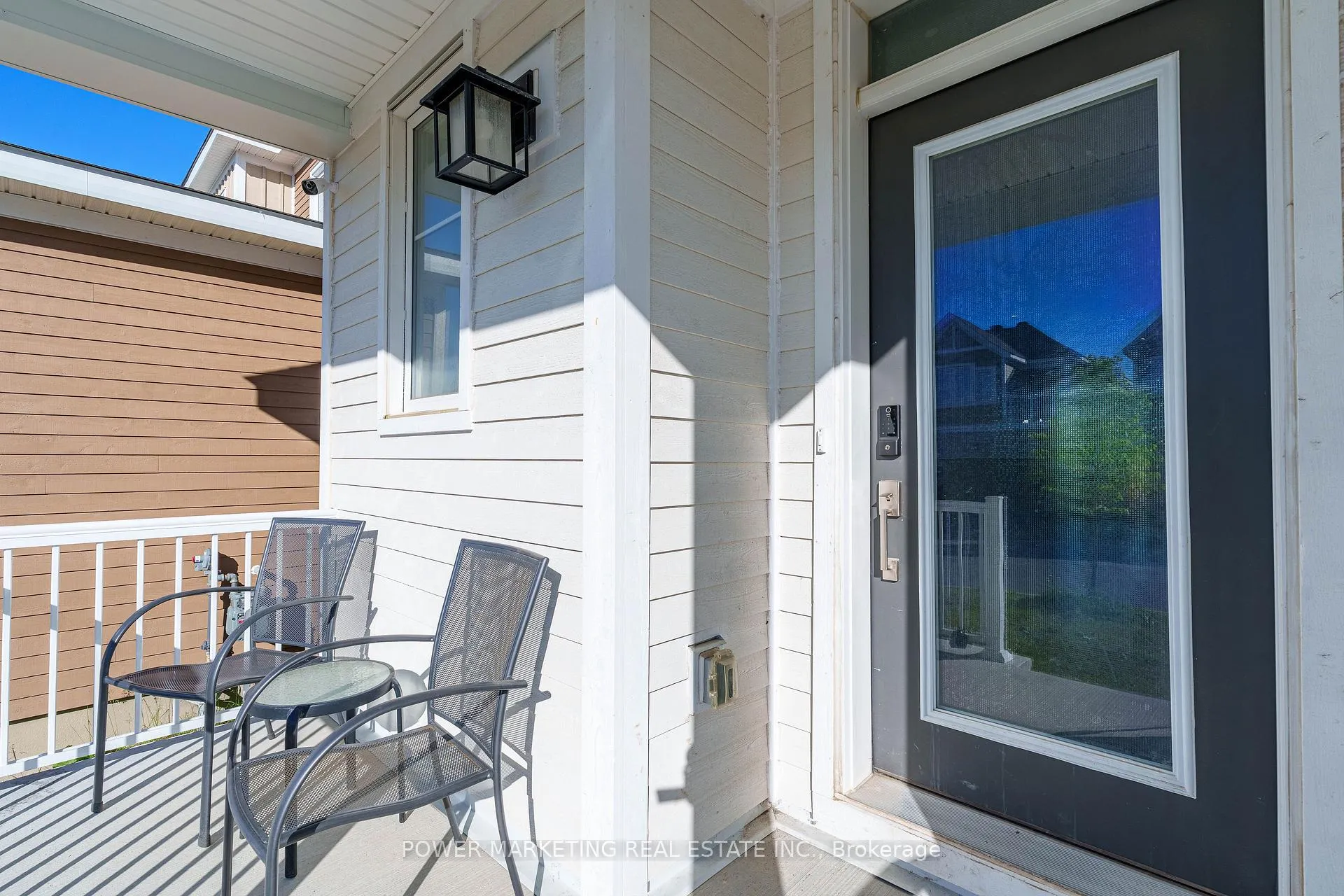 Photo 2 of 129 Hackamore Crescent, Ottawa, Goulbourn Twp From Franktown Rd/South To Rideau — HOMEH