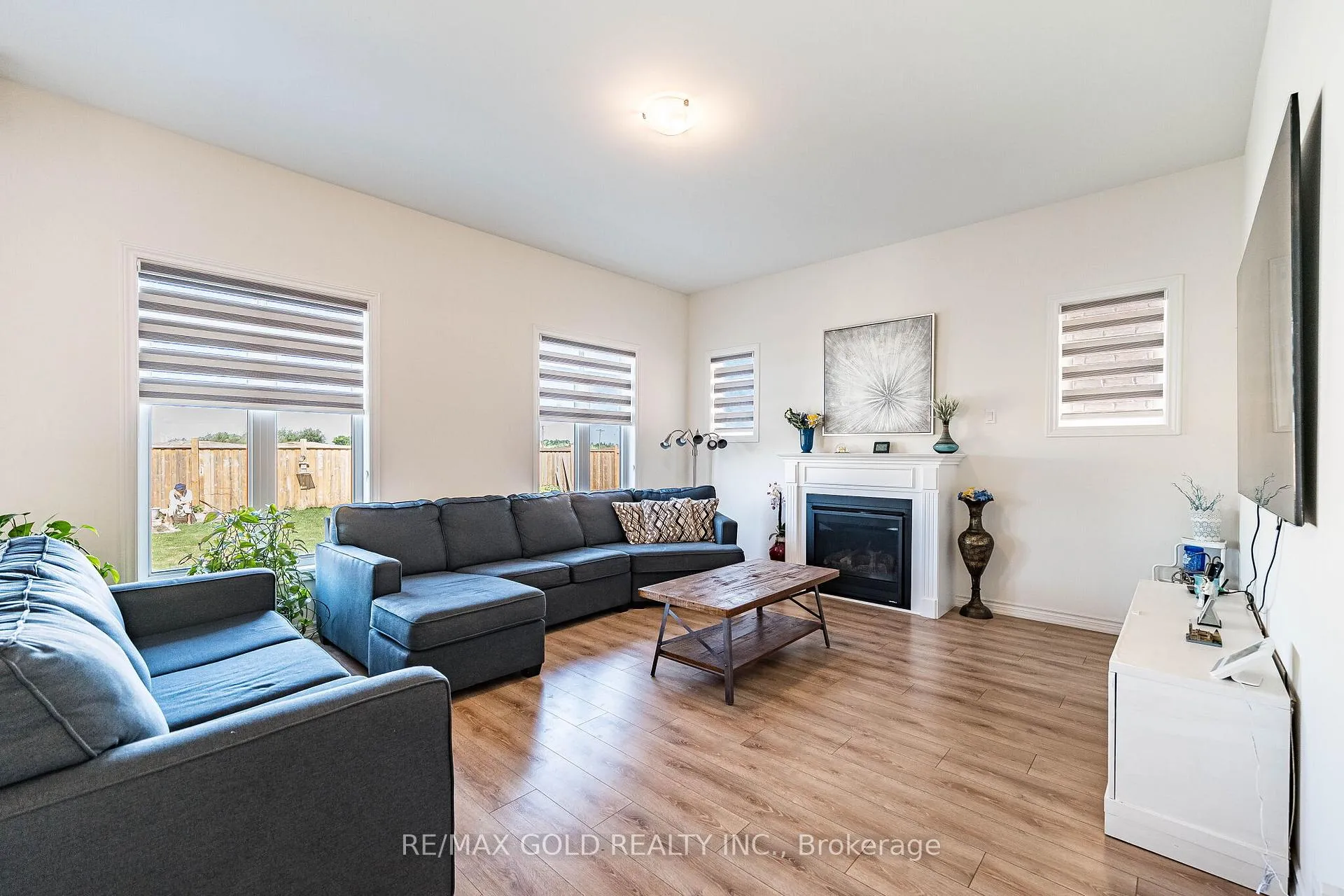 Photo 11 of 781 Gilmour Crescent, Shelburne — HOMEH