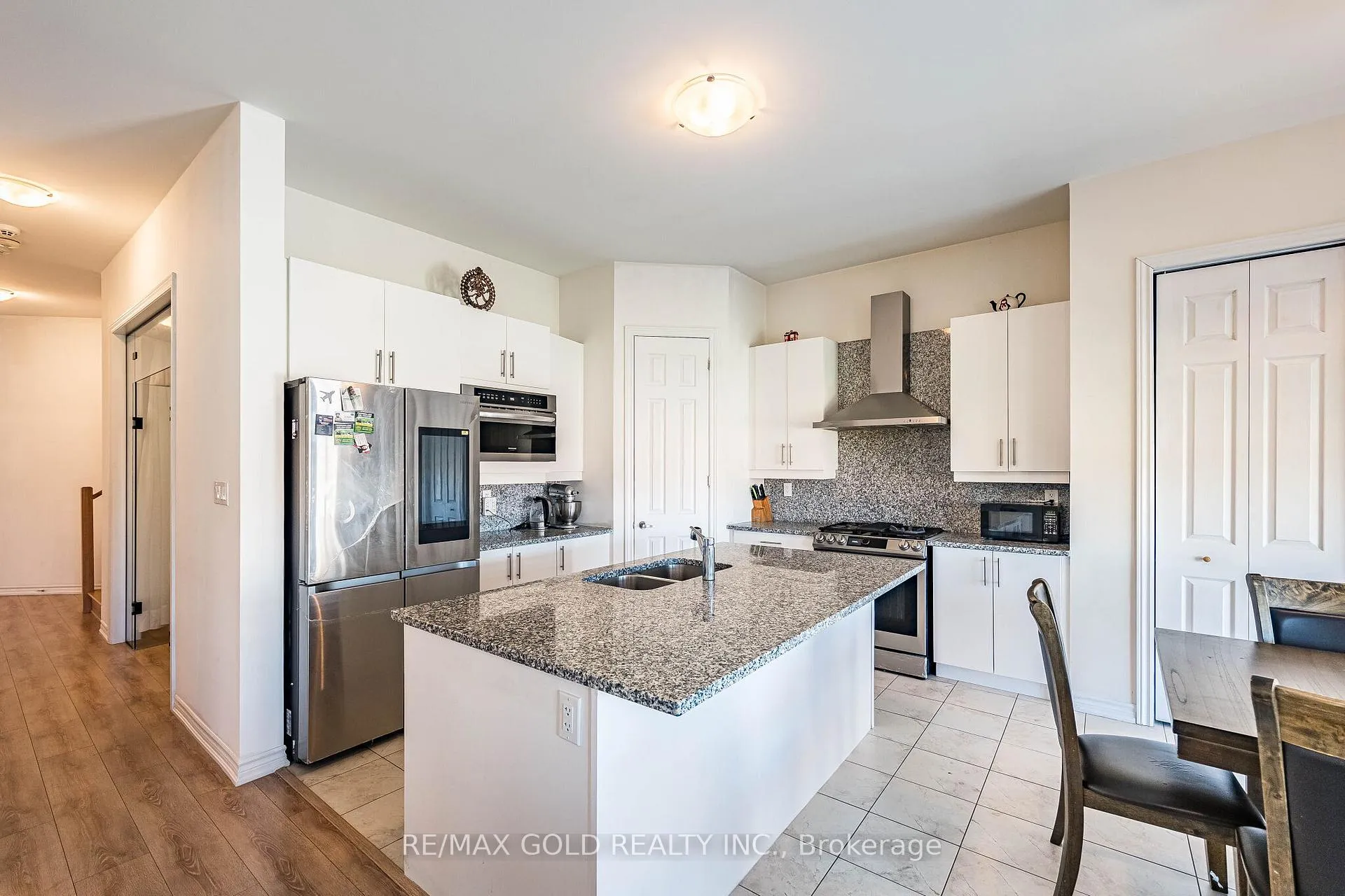 Photo 17 of 781 Gilmour Crescent, Shelburne — HOMEH