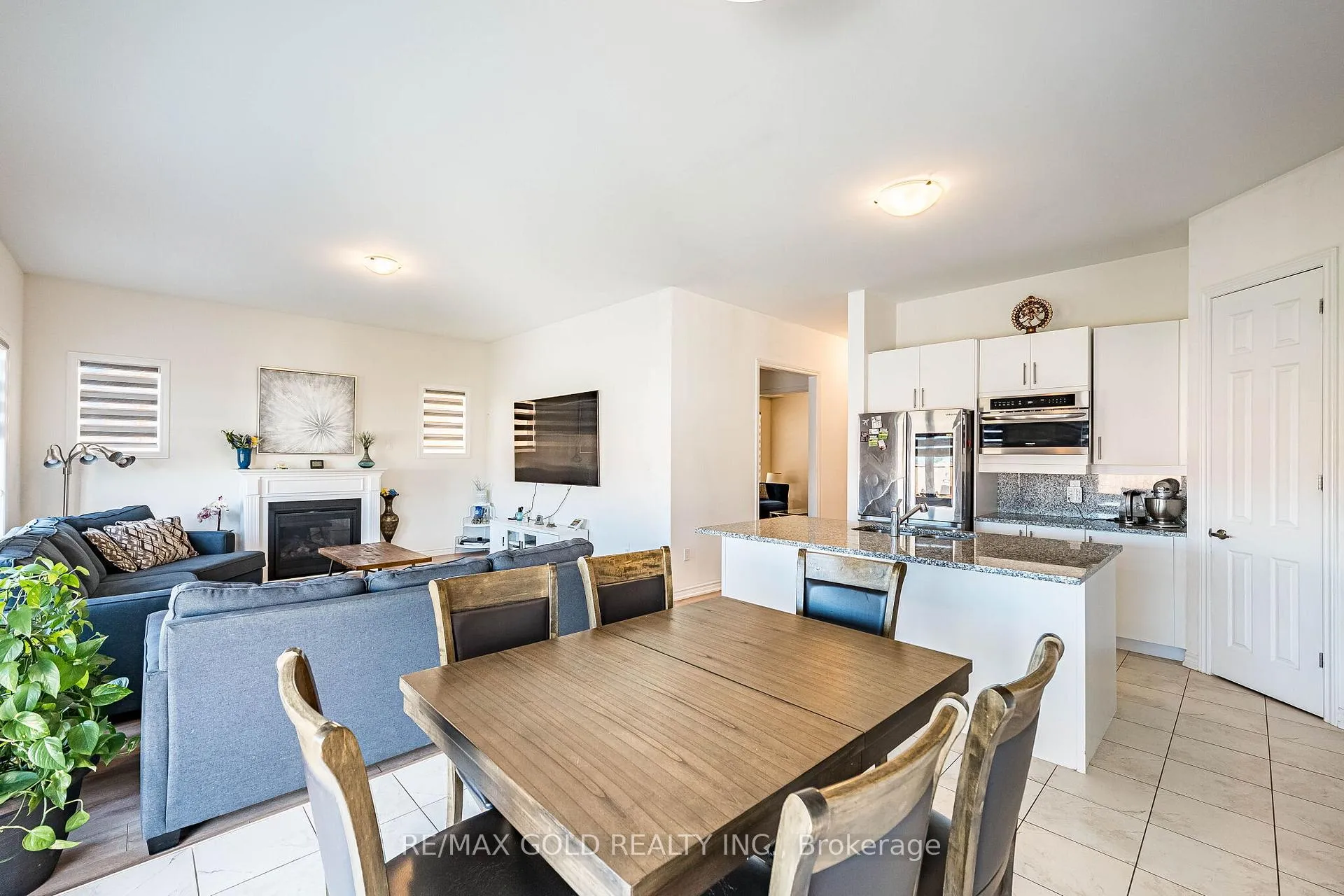 Photo 18 of 781 Gilmour Crescent, Shelburne — HOMEH