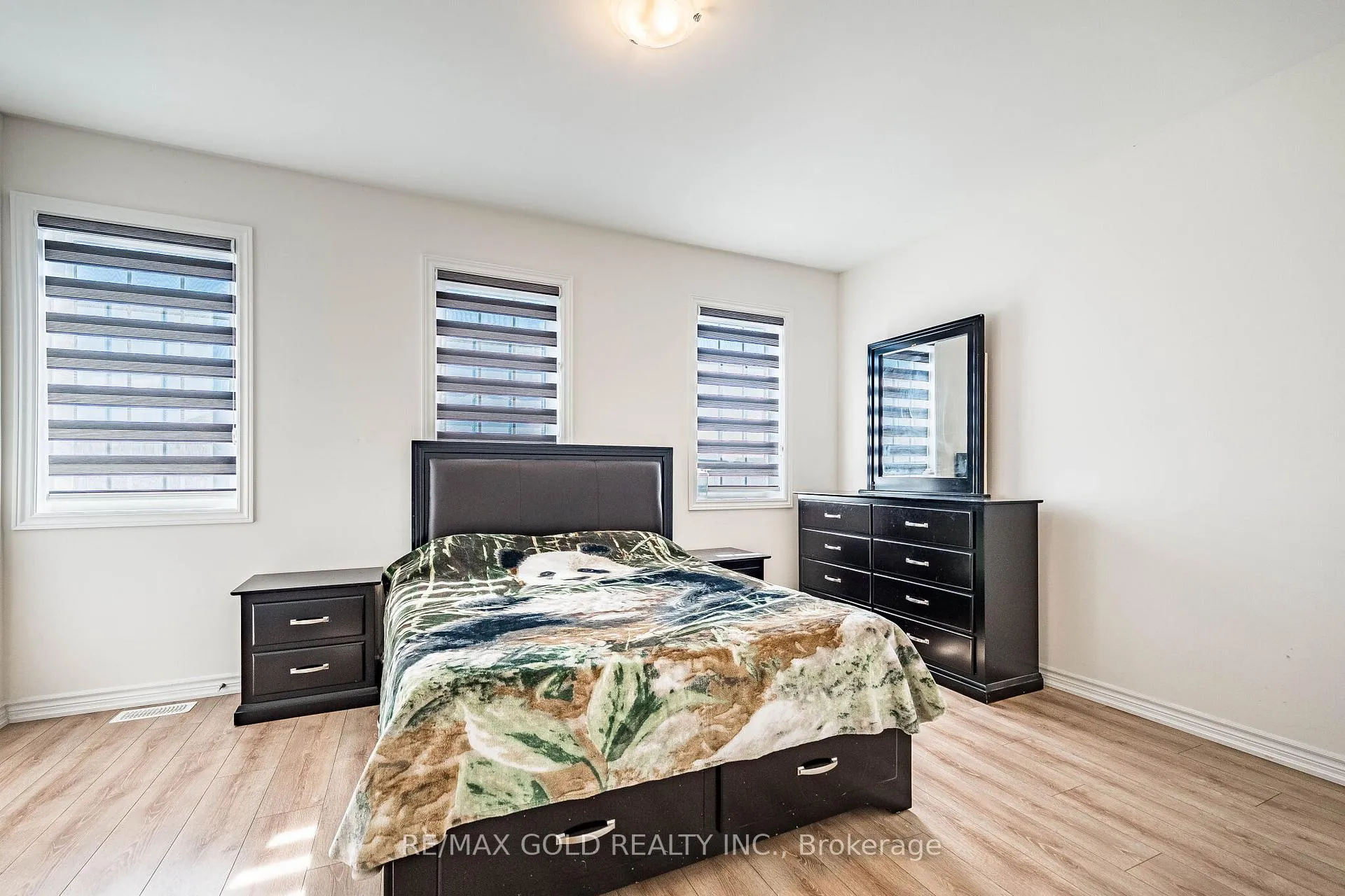 Photo 38 of 781 Gilmour Crescent, Shelburne — HOMEH