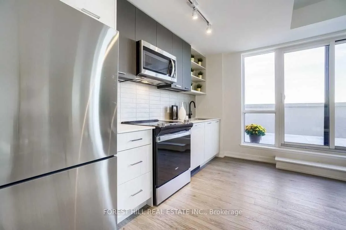 Photo 3 of Unit 913, 2300 St Clair Ave W, Toronto, Junction Area — HOMEH