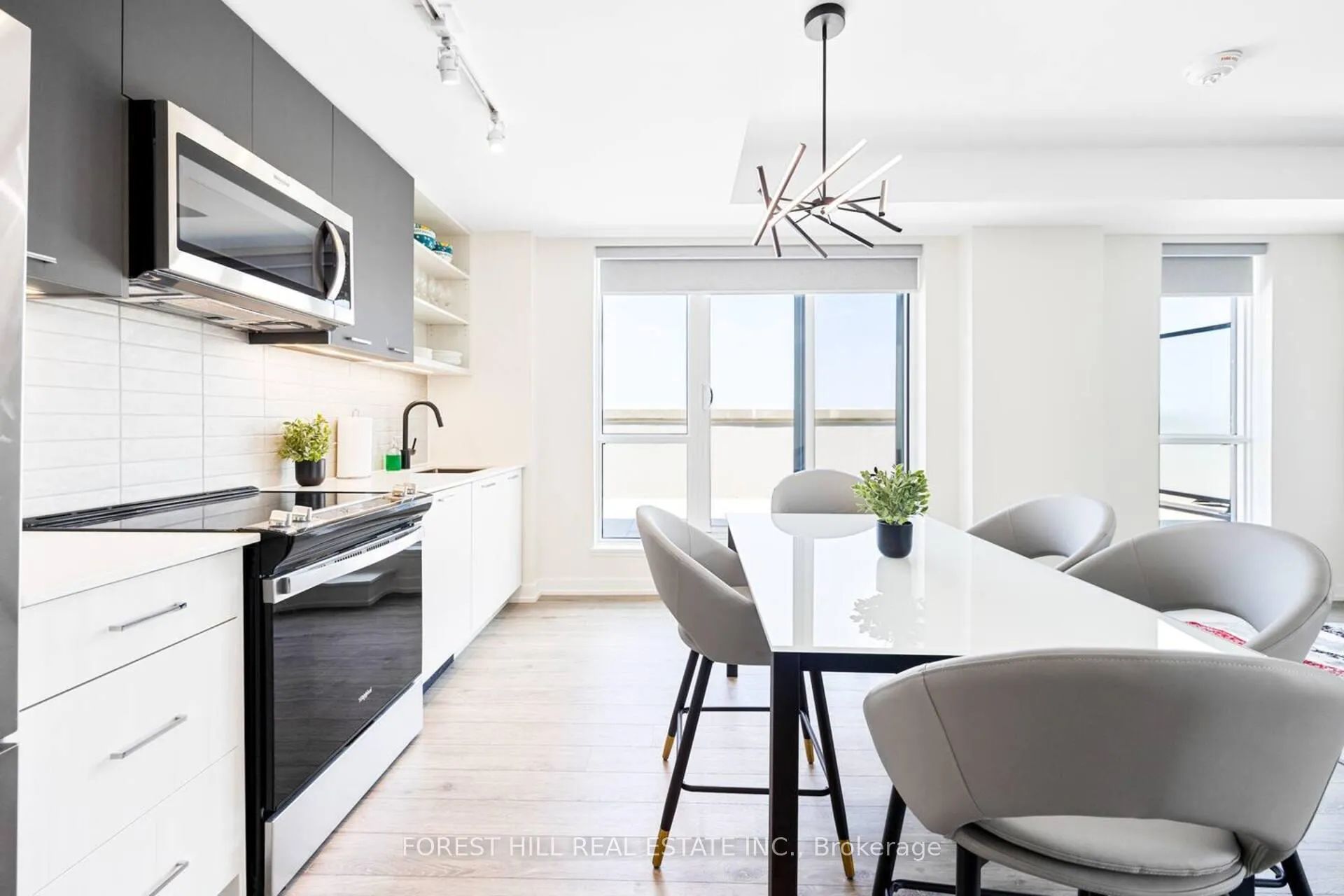 Photo 11 of Unit 913, 2300 St Clair Ave W, Toronto, Junction Area — HOMEH