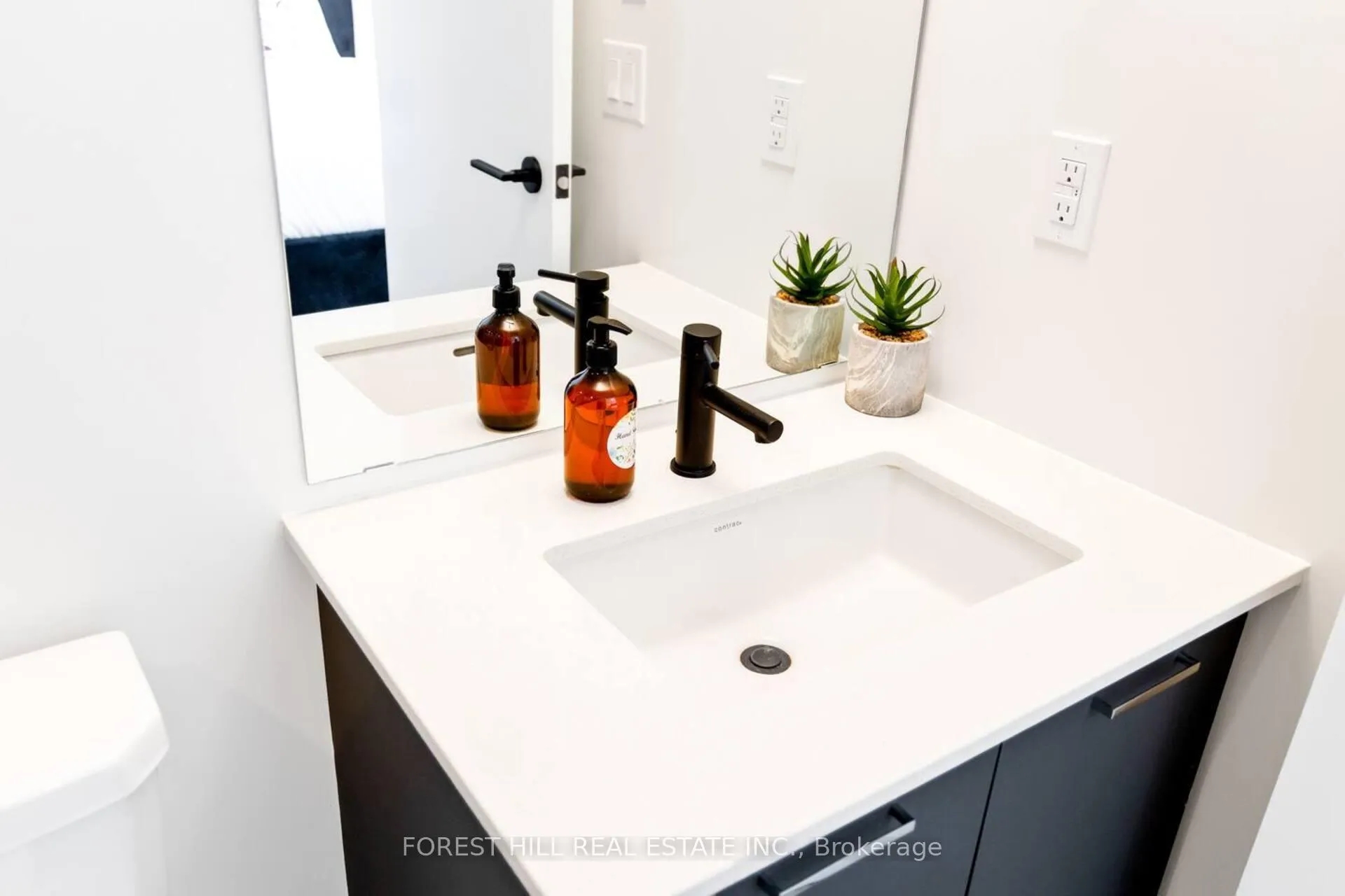 Photo 30 of Unit 913, 2300 St Clair Ave W, Toronto, Junction Area — HOMEH